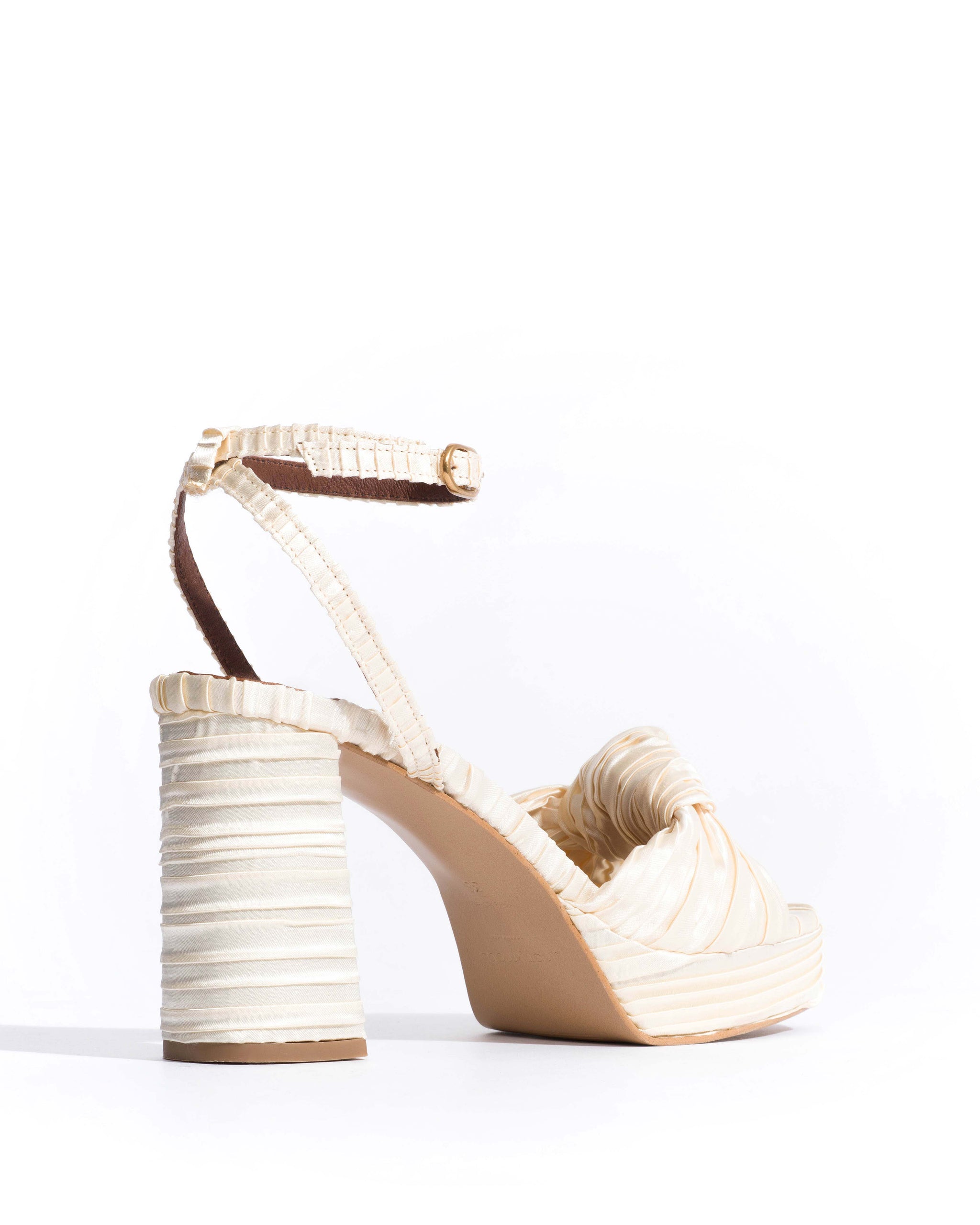 Aliza 85 platform Pleated satin Creamy white - Anonymous Copenhagen Heels