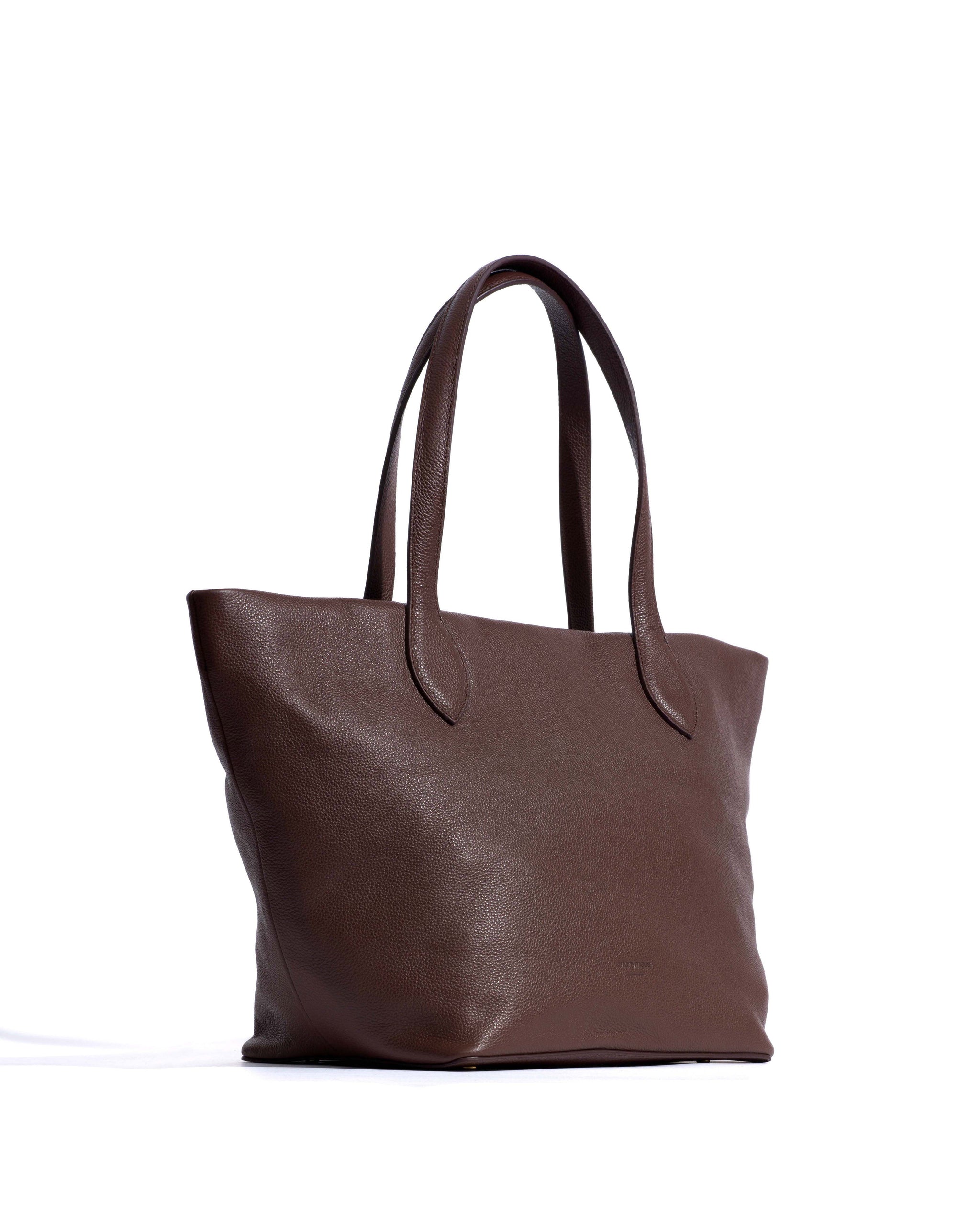 Arya carryall bag Pebbled soft calf Chocolate - Anonymous Copenhagen Bags