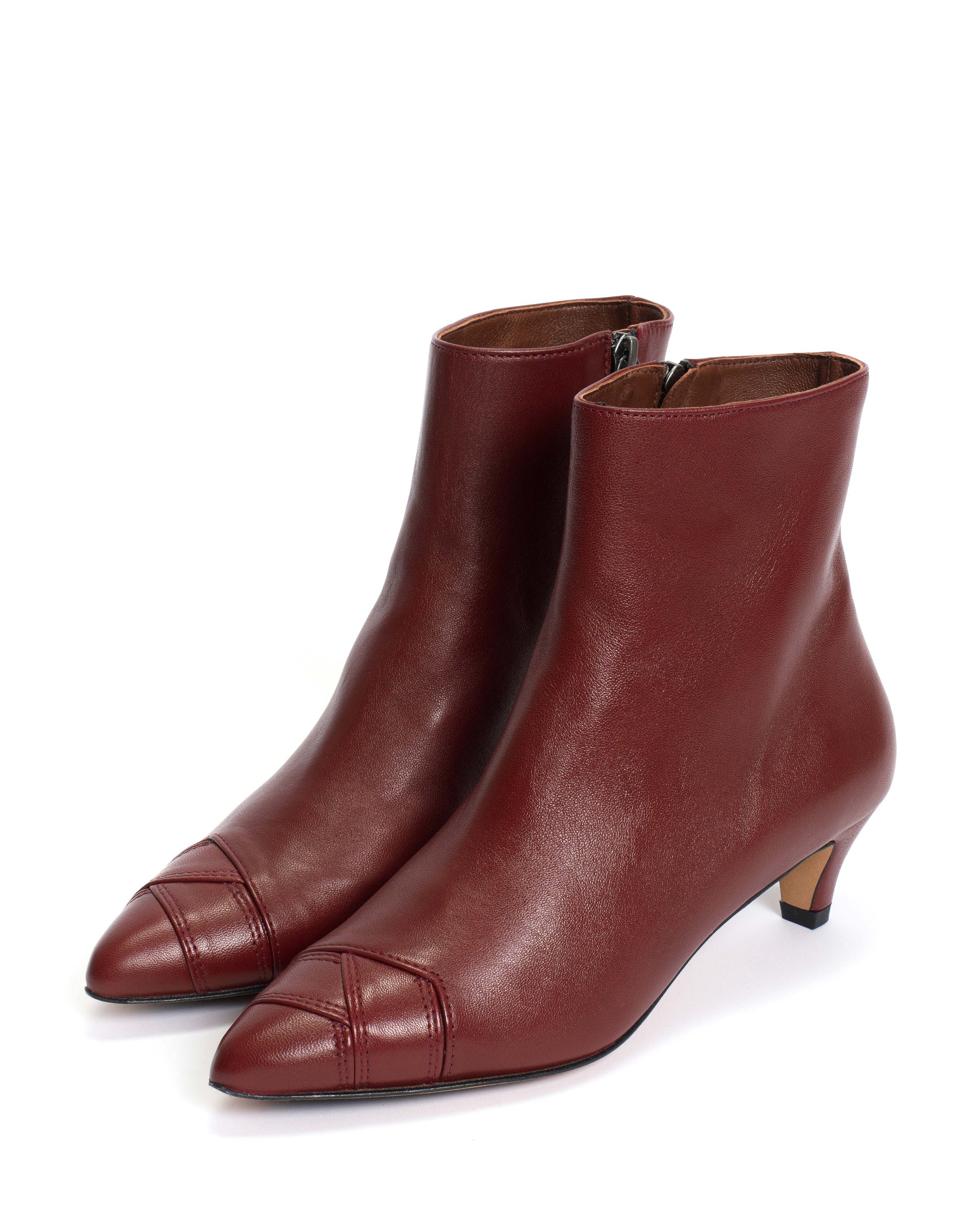 Avy 40 stiletto Silky calf Pomegranate - Anonymous Copenhagen