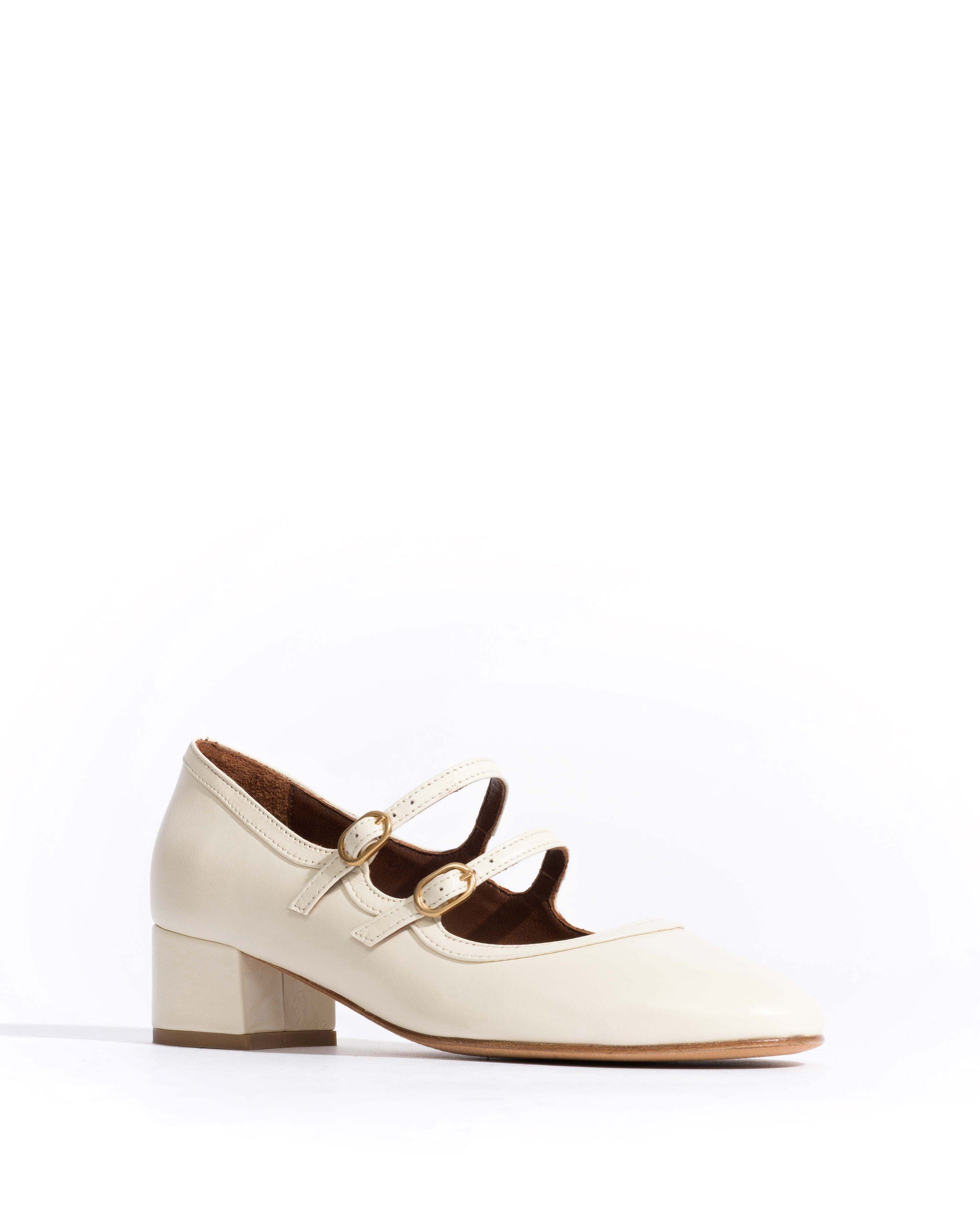 Balie 40 Shiny lamb White sand -