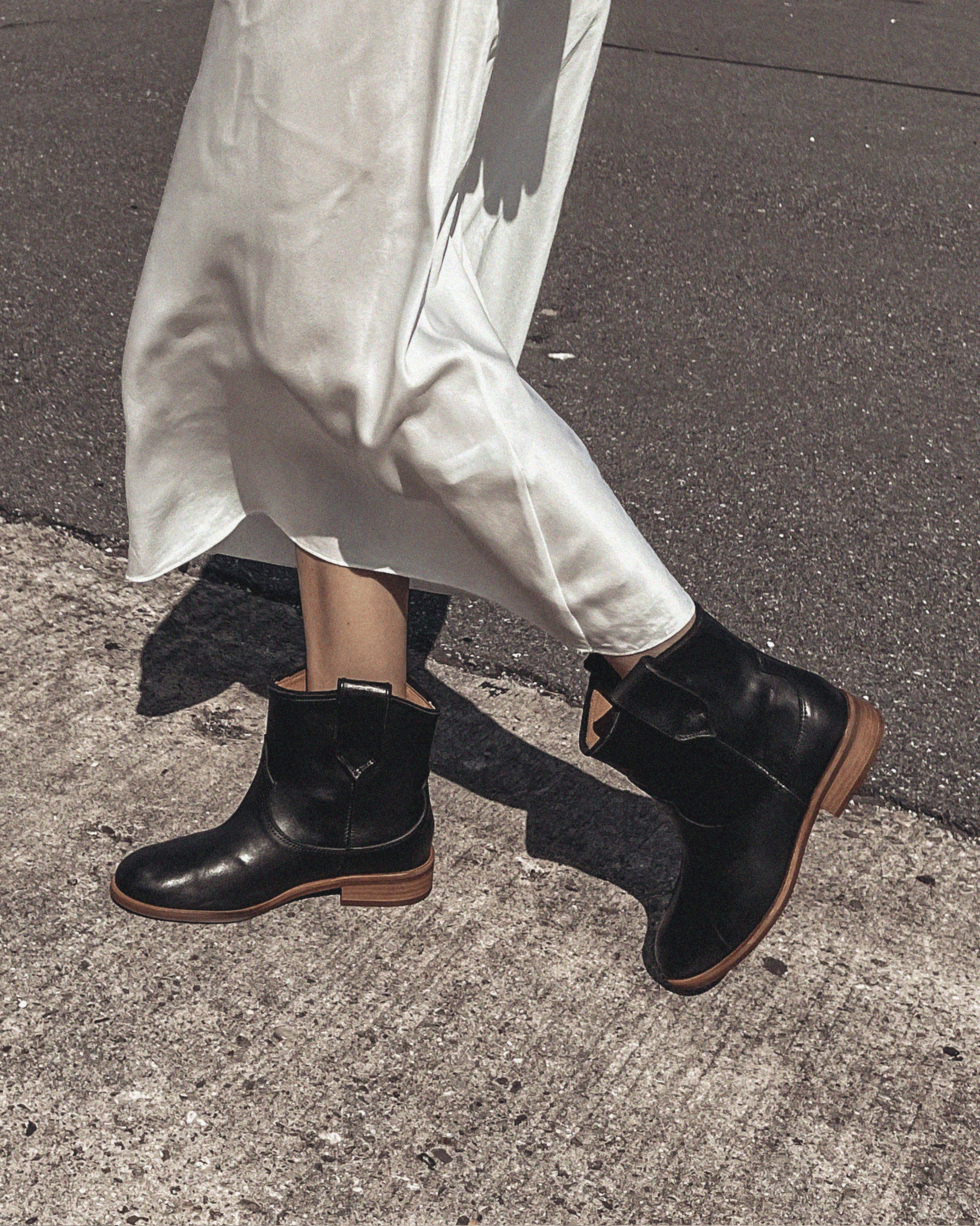 Monja Pebbled soft calf Black