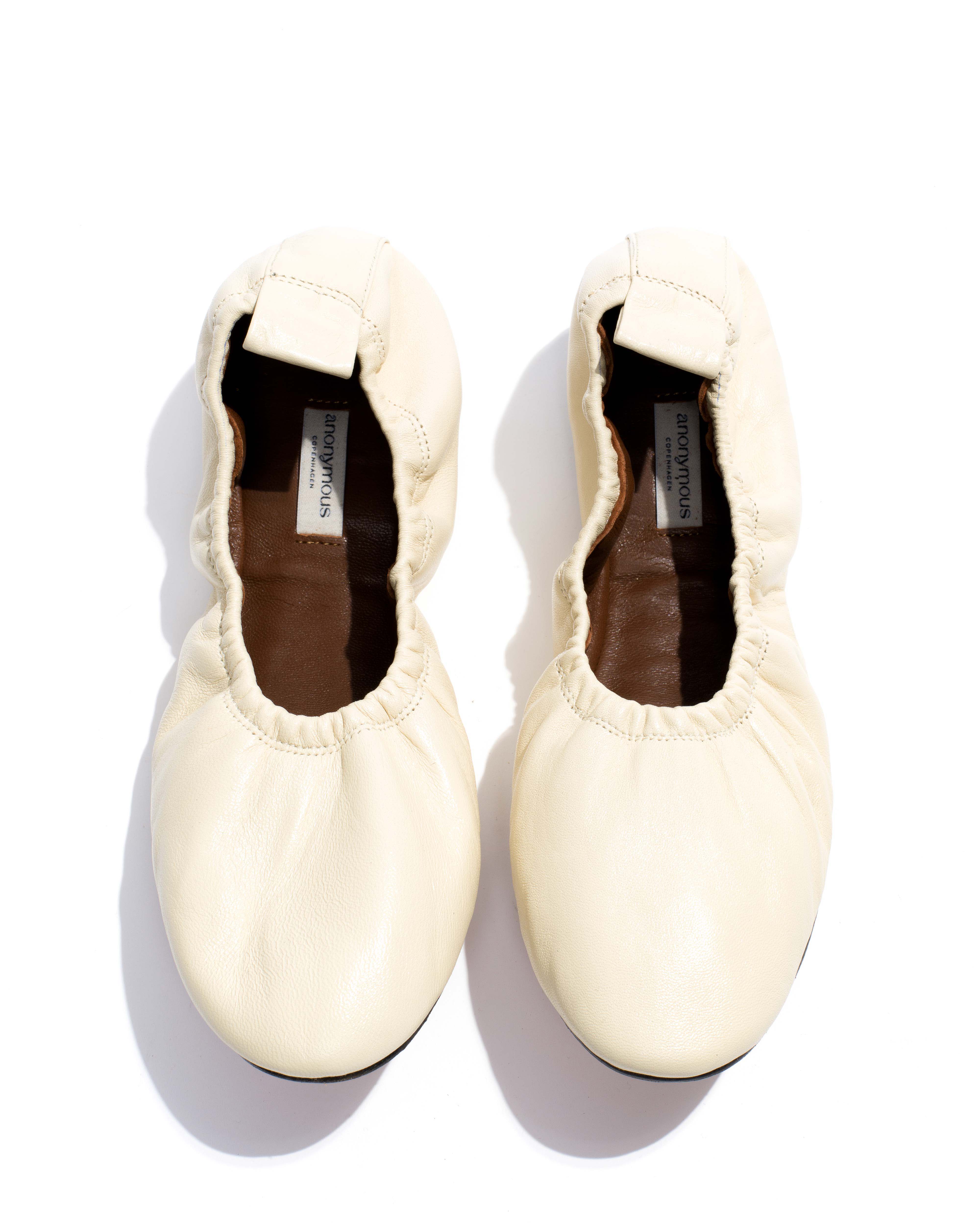 Mirelda Silky lamb White sand