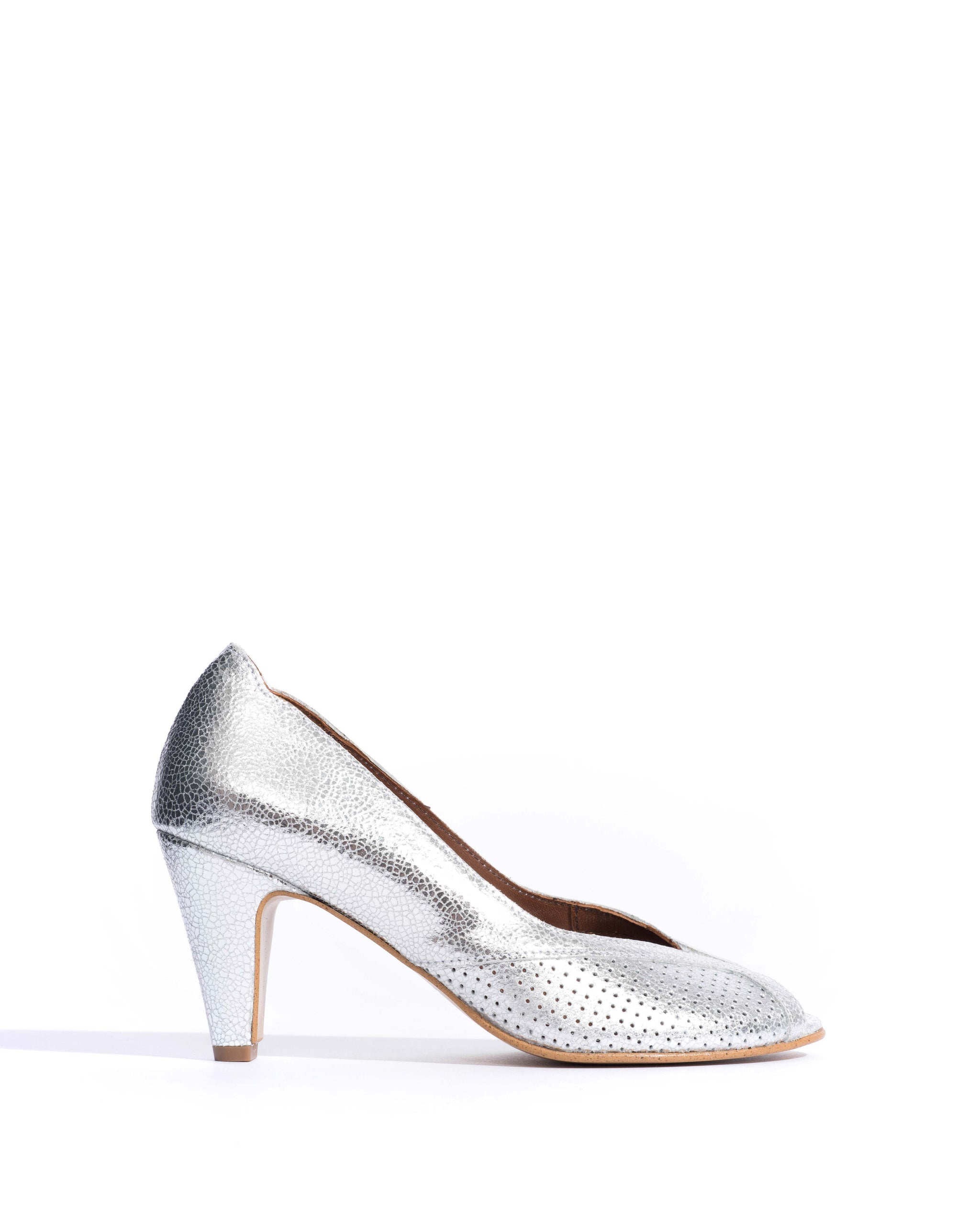 Alania Crackled metallic goat Silver -