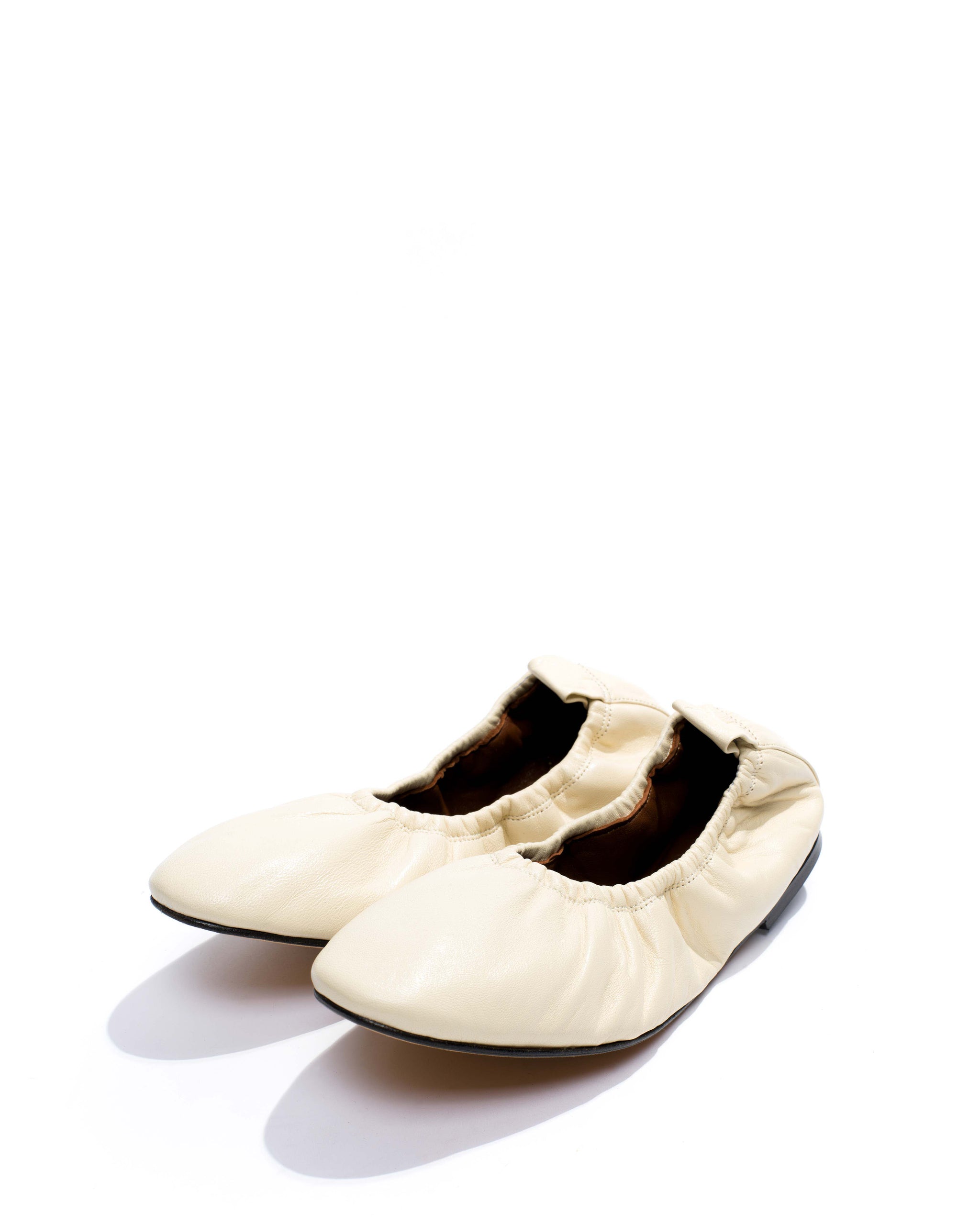 Mirelda Silky lamb White sand - Anonymous Copenhagen