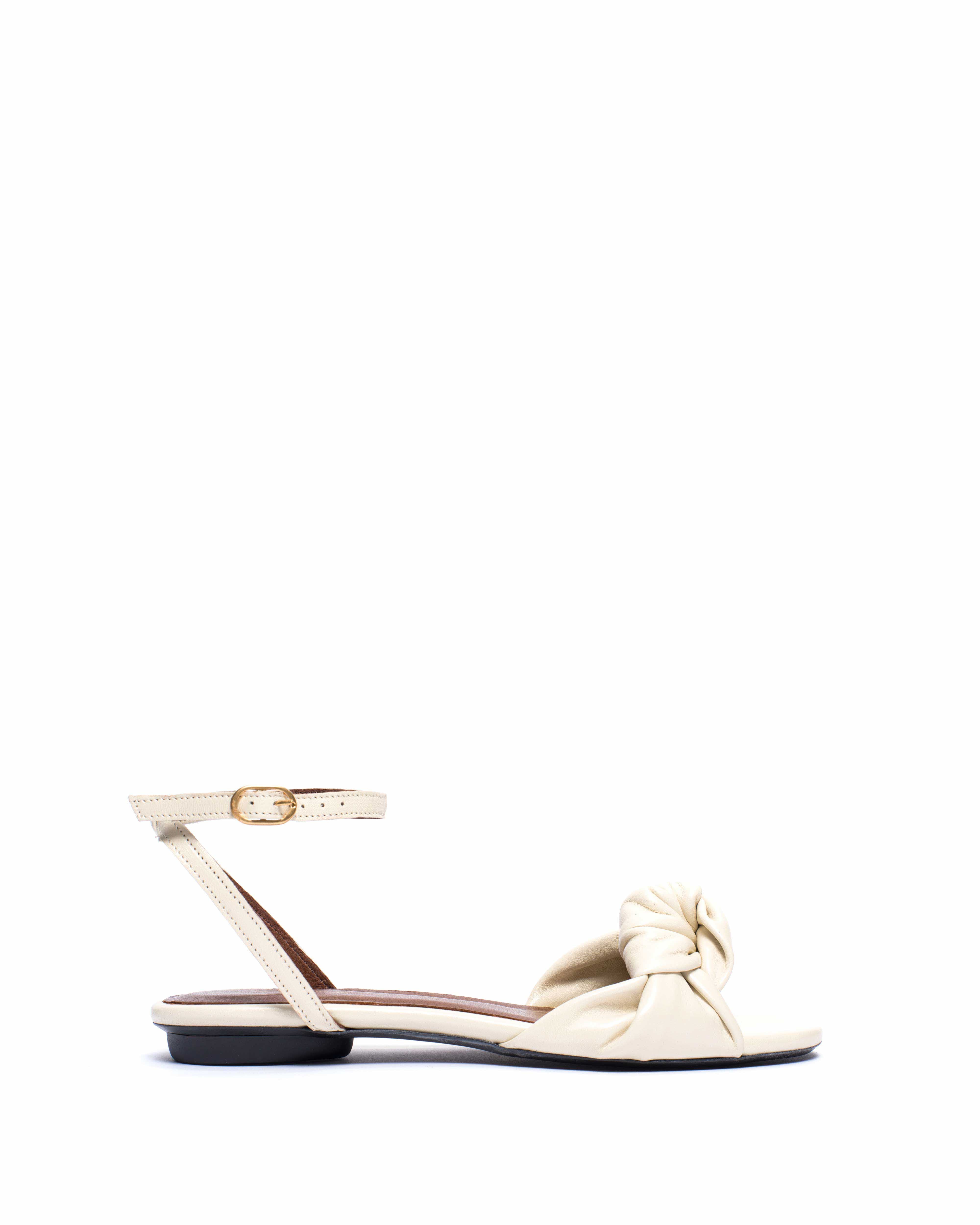 Aliza 10 Shiny lamb White sand
