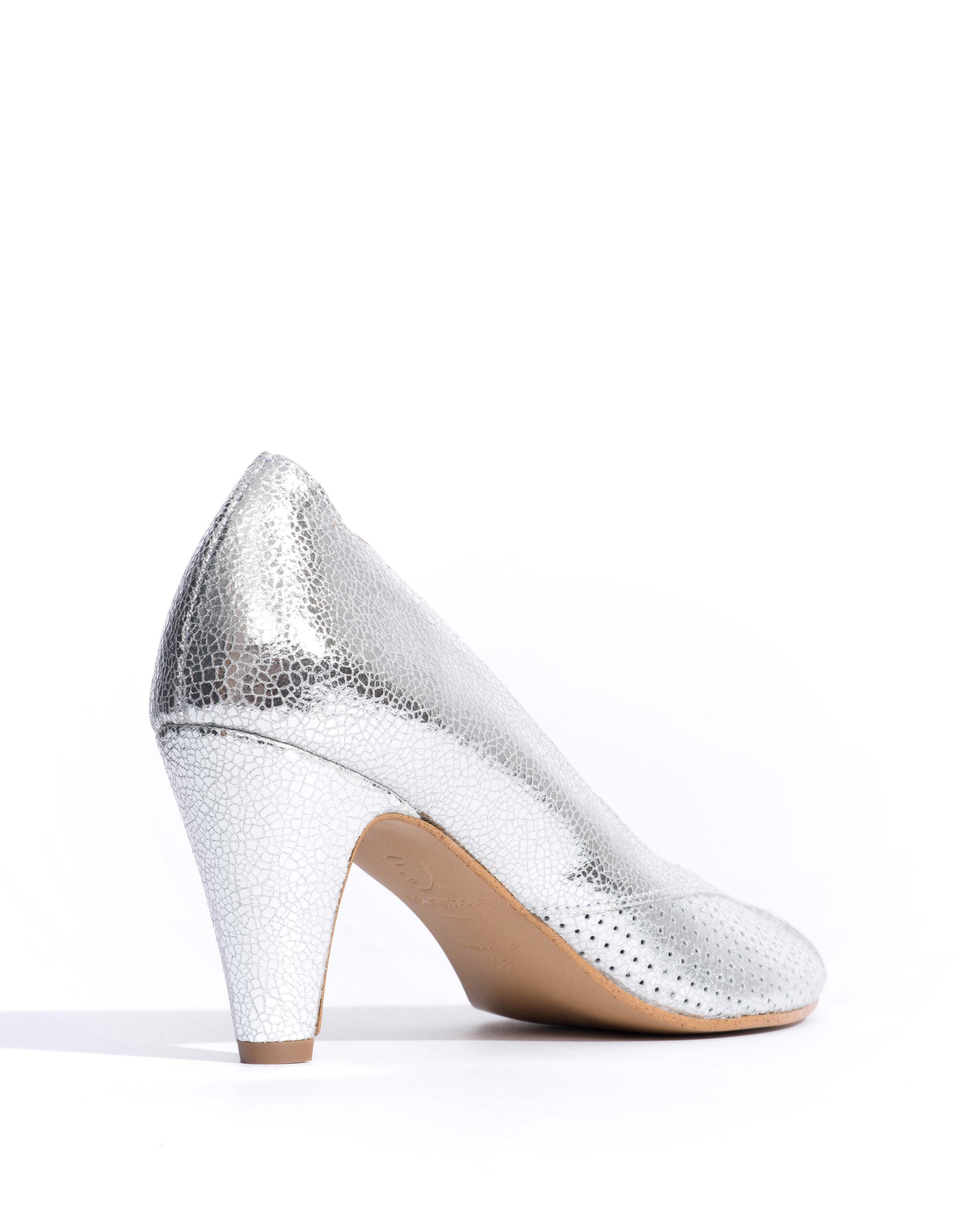 Alania Crackled metallic goat Silver -