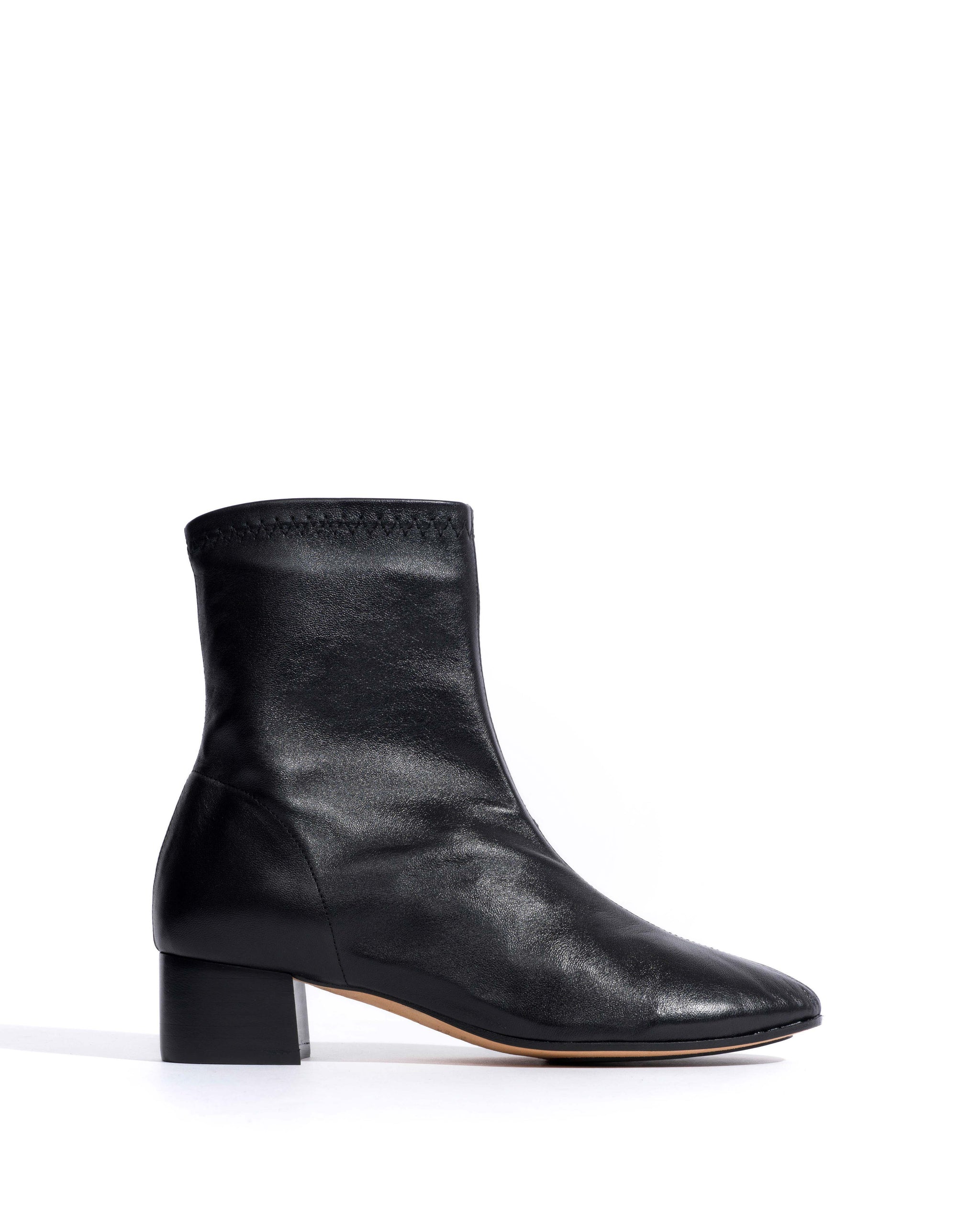 Hanny 40 stacked stretch Silky lamb Black - Anonymous Copenhagen Ankle boots