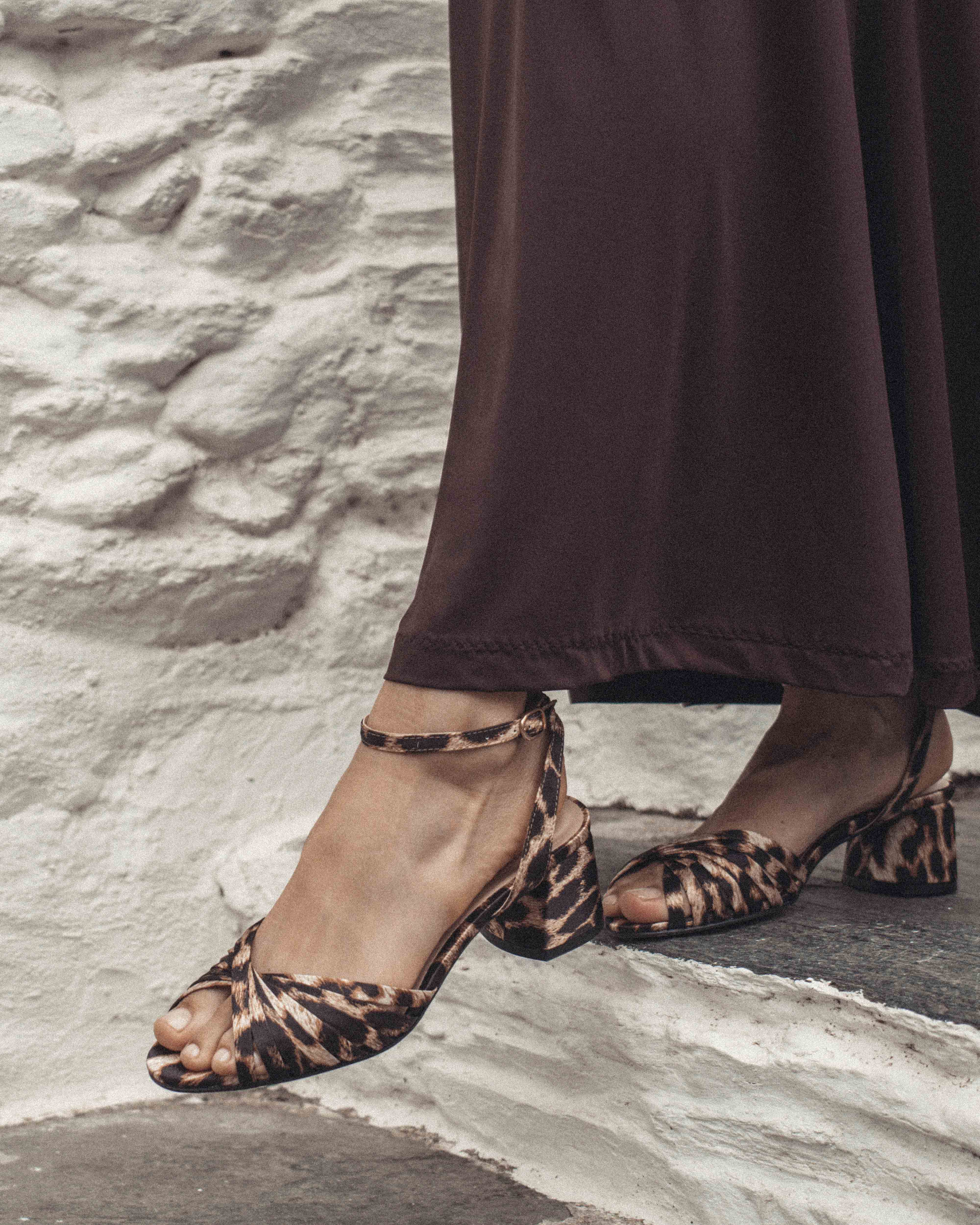 Margriet Satin print vegan Leopard