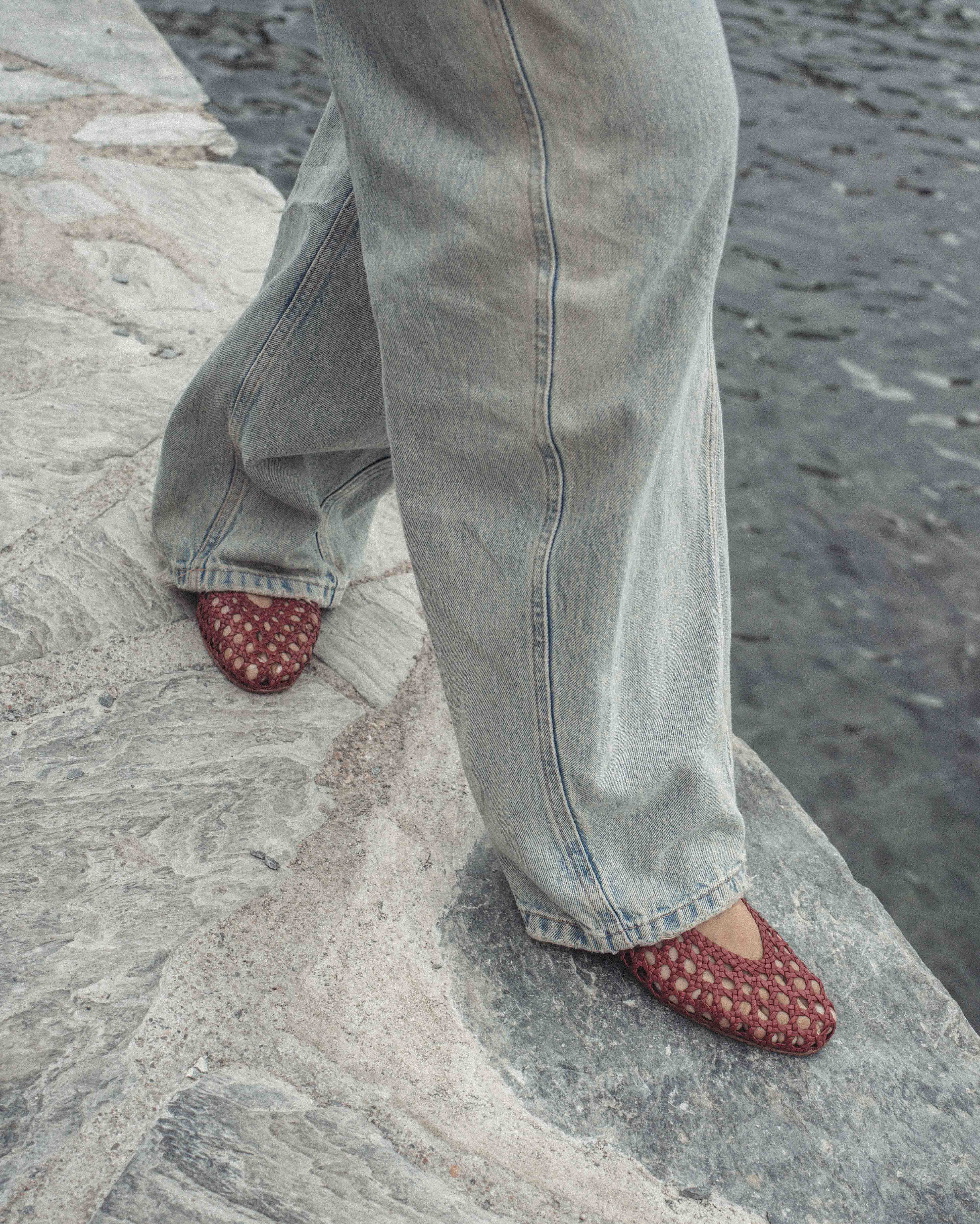 Sessi 10 hand-braided Hand-braided leather Pomegranate