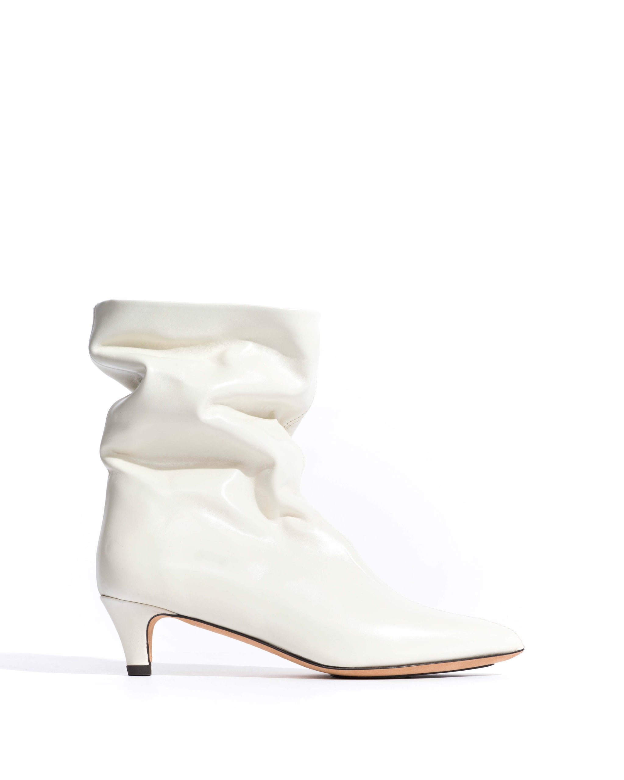 Sweeney 40 stiletto Crinkled soft calf White sand - Anonymous Copenhagen Ankle boots