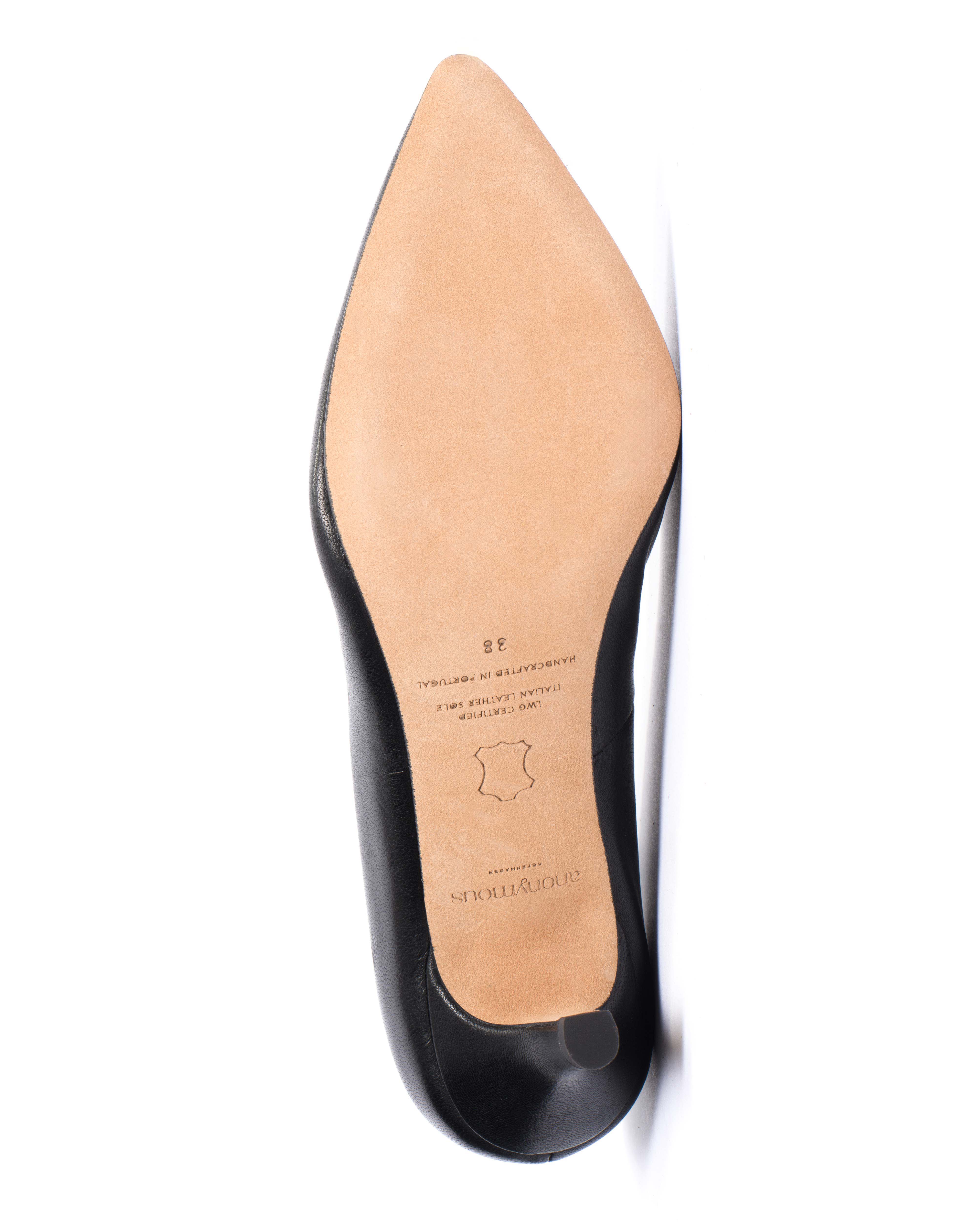 Trini 55 Shiny lamb Black