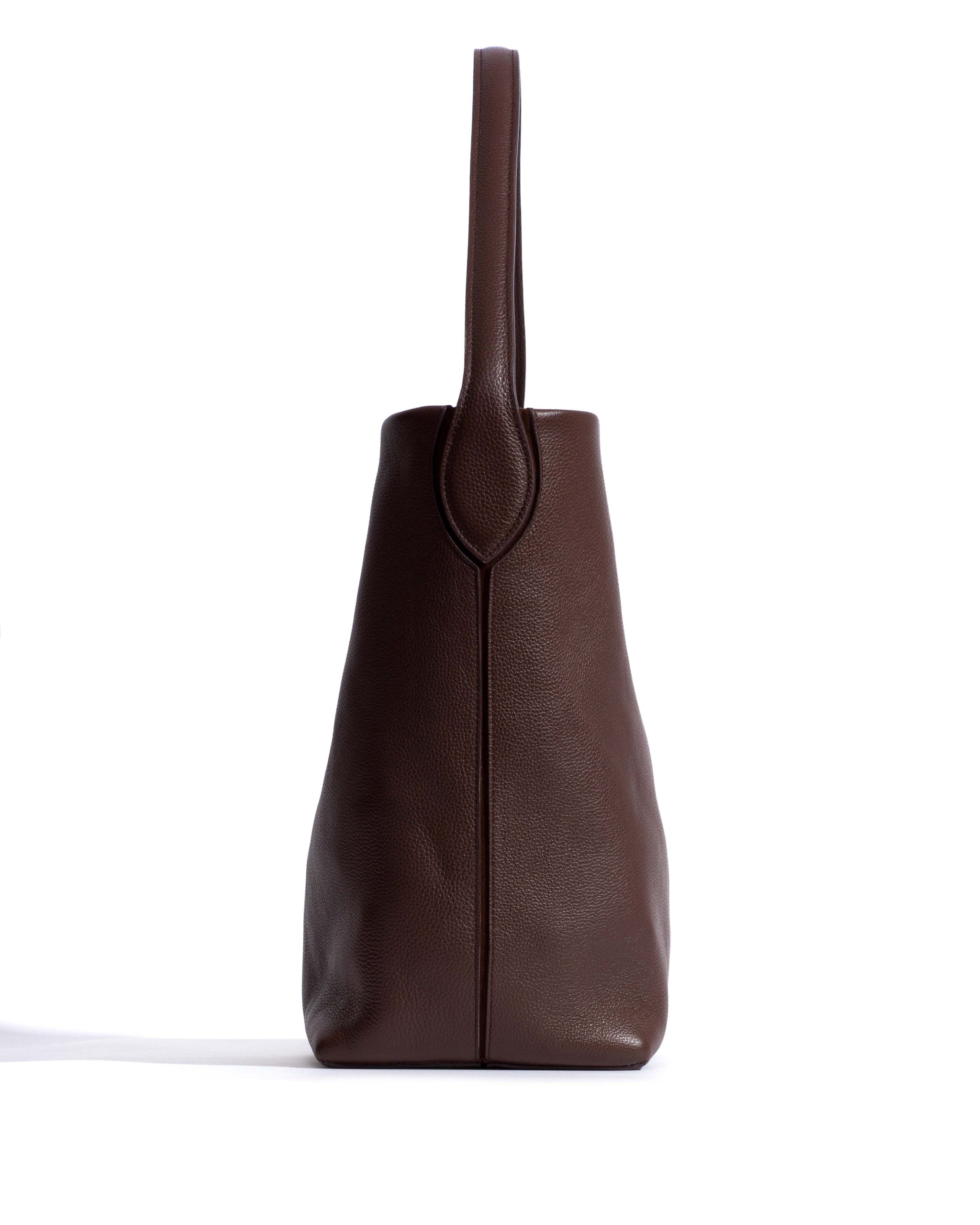 Versa everyday bag Pebbled soft calf Chocolate - Anonymous Copenhagen Bags