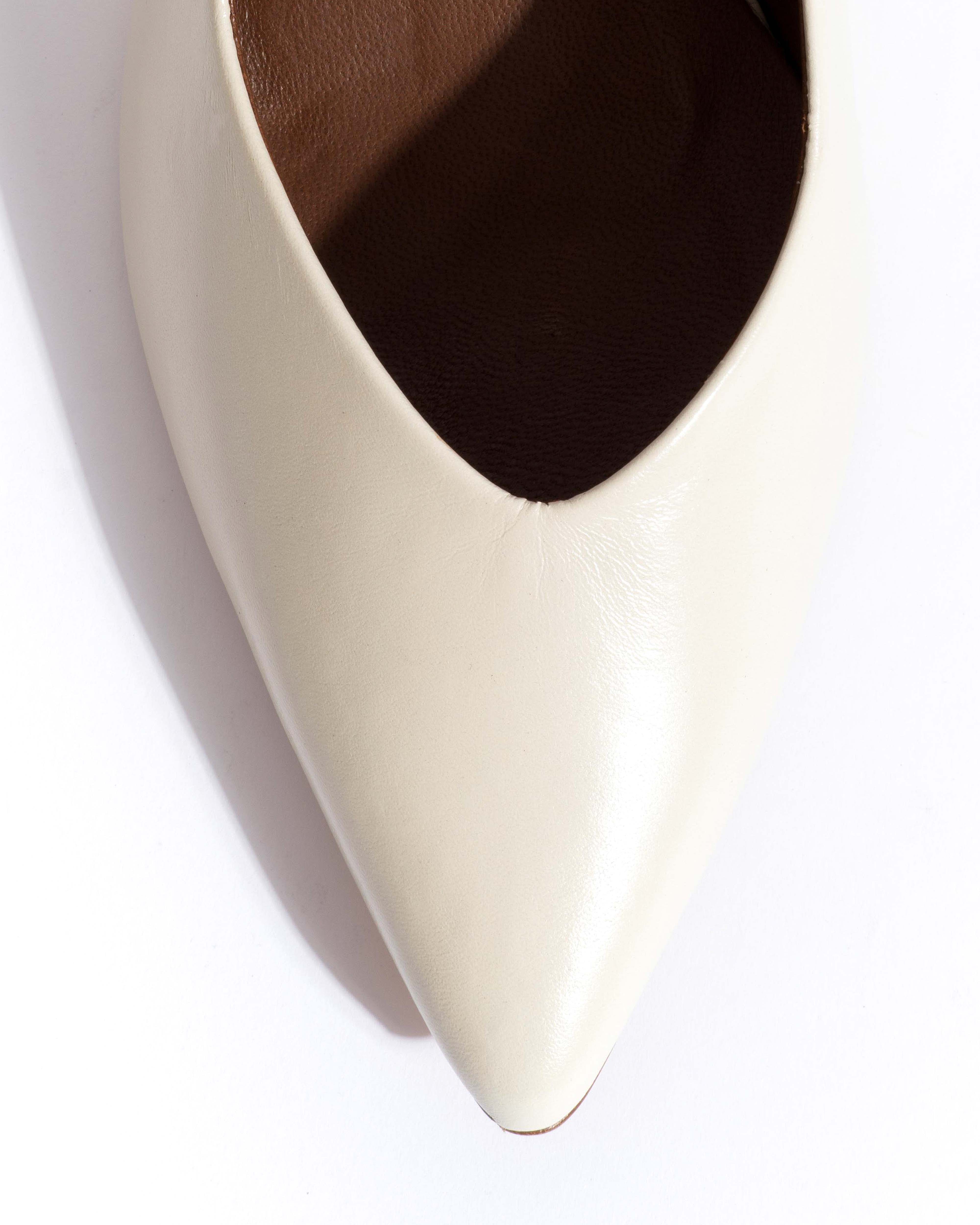 Trini 75 Shiny lamb White sand