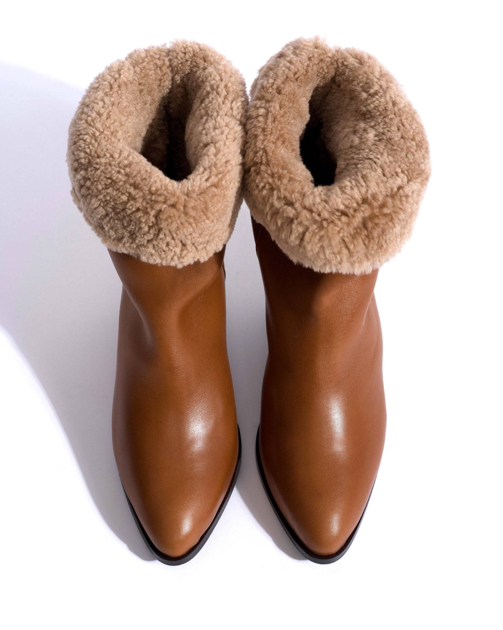 Vully 50 triangle lamb shearling Vegetal soft calf Cinnamon