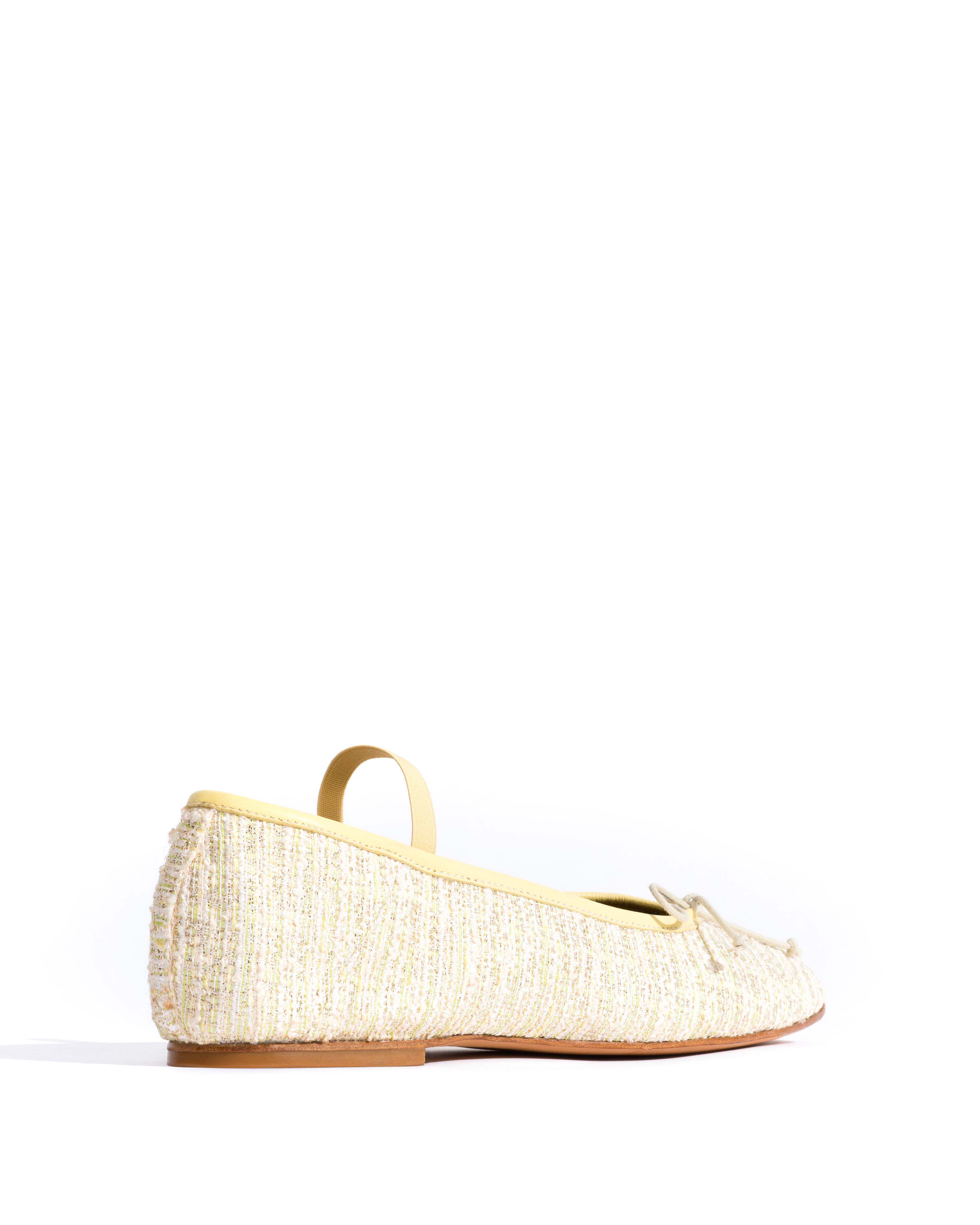 Rhina Boucle White pineapple ice