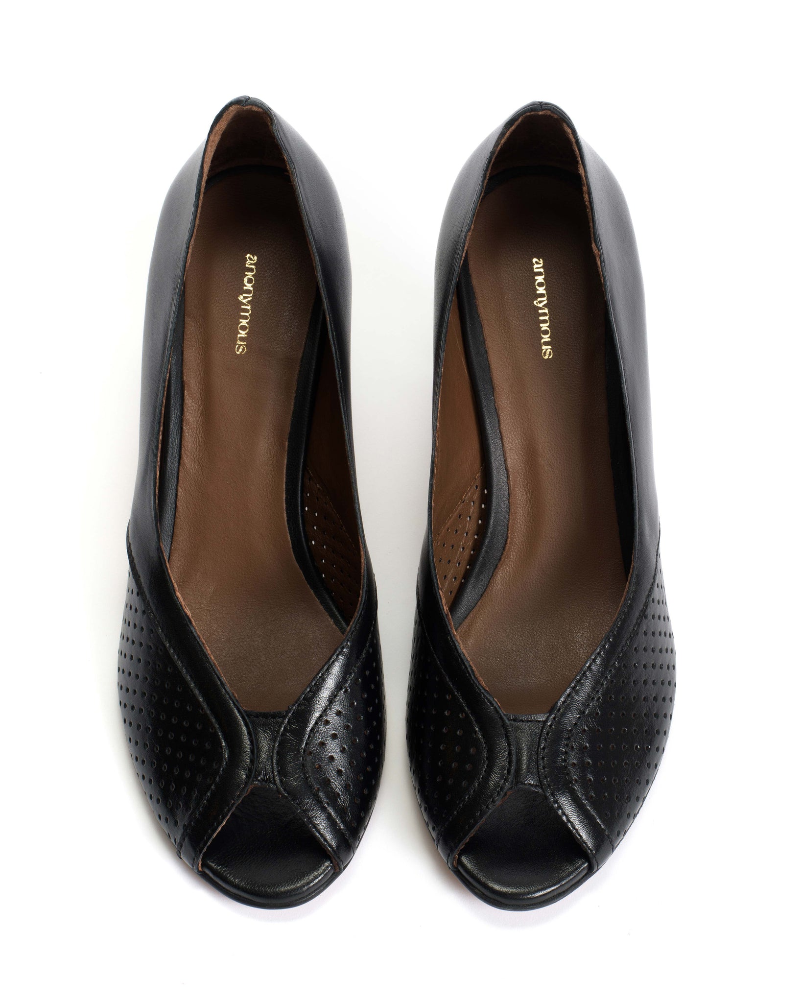 Alania Shiny Lamb Black - Anonymous Copenhagen