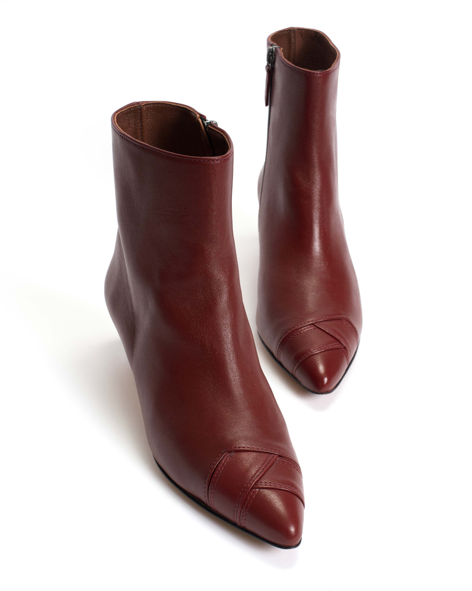 Avy 40 stiletto Silky calf Pomegranate - Anonymous Copenhagen