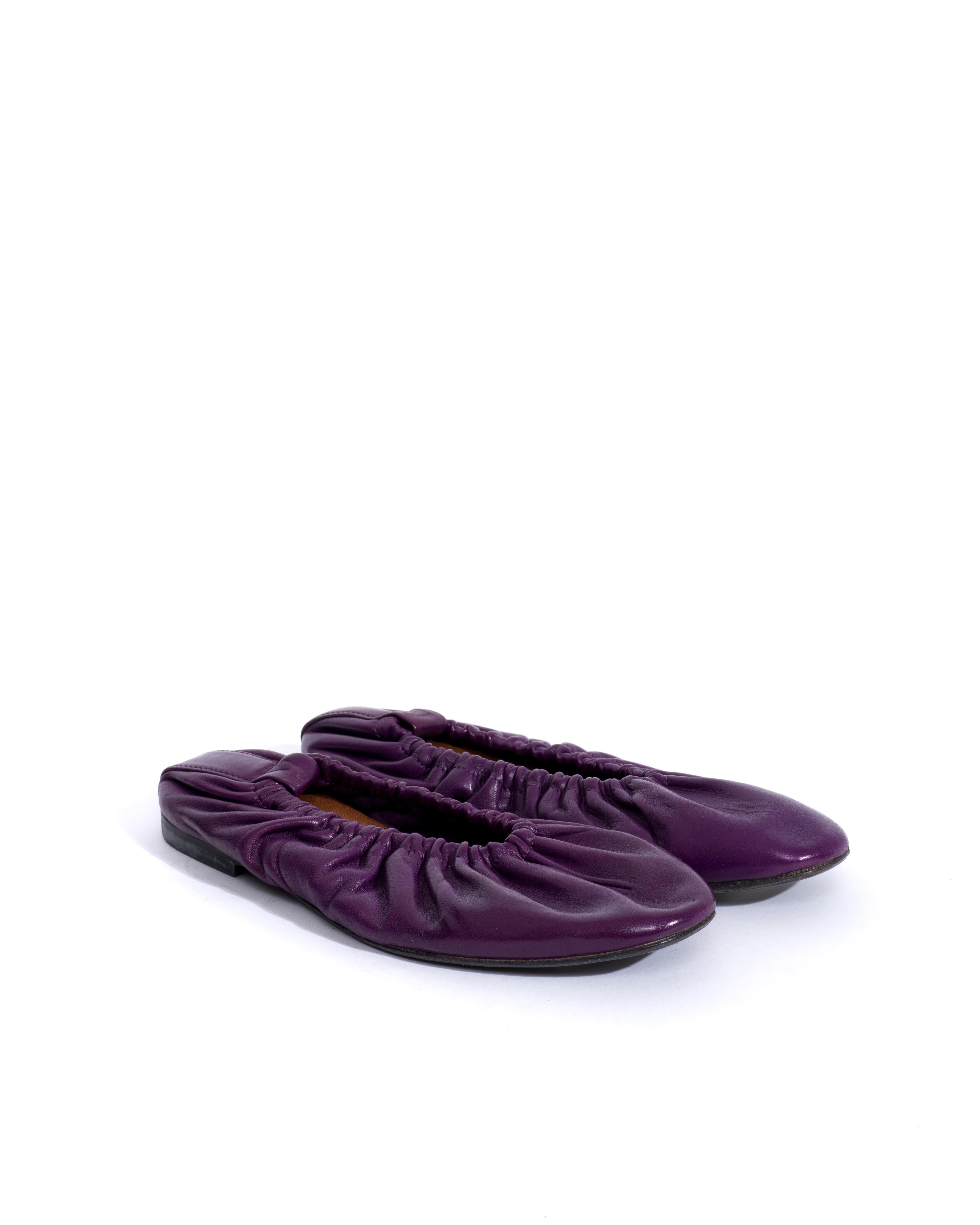Sample-00438