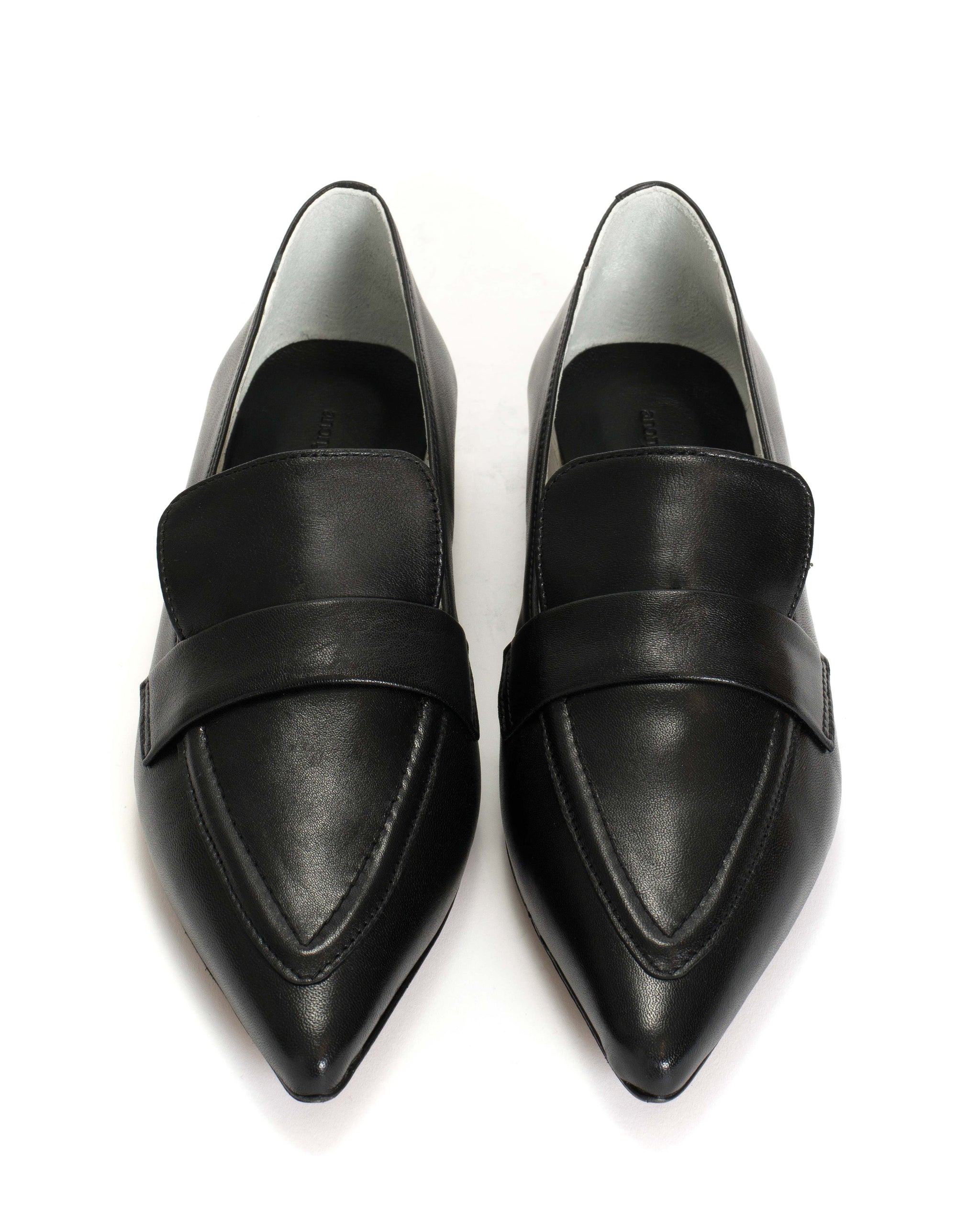 Camm Shiny lamb Black - Anonymous Copenhagen