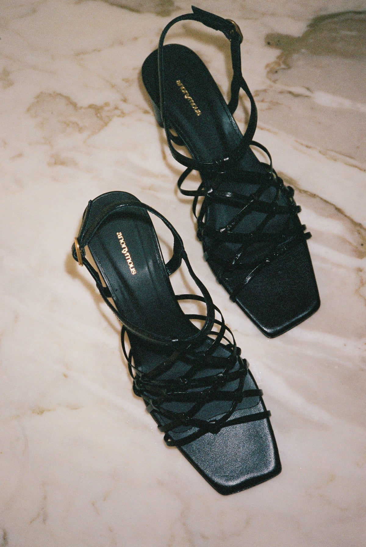 Coco 60 hand-braided Hand-braided leather Black