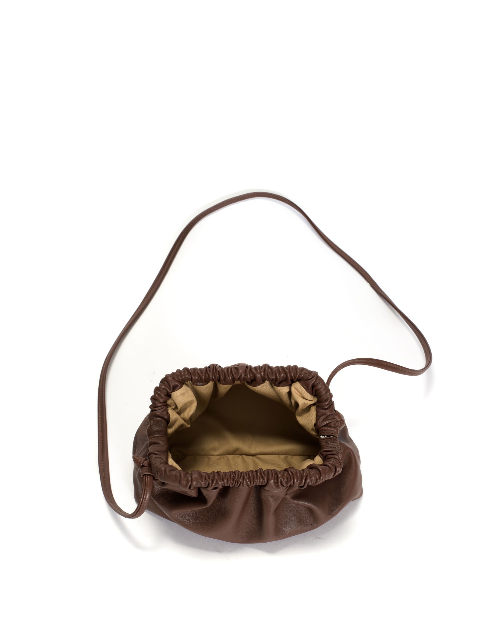 Hally petite cloud bag Silky lamb Chocolate - Anonymous Copenhagen