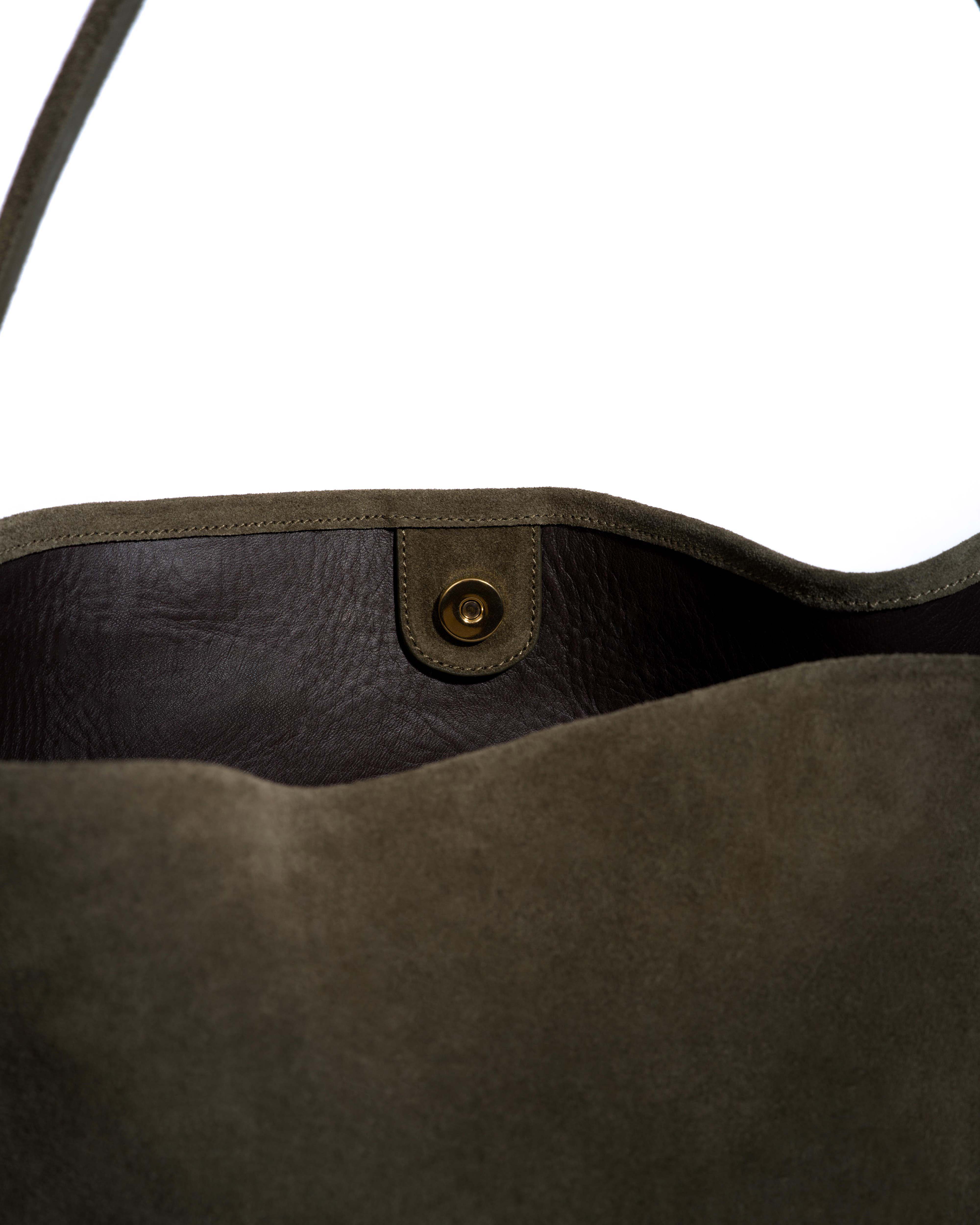 Versa everyday bag Calf suede Moss green