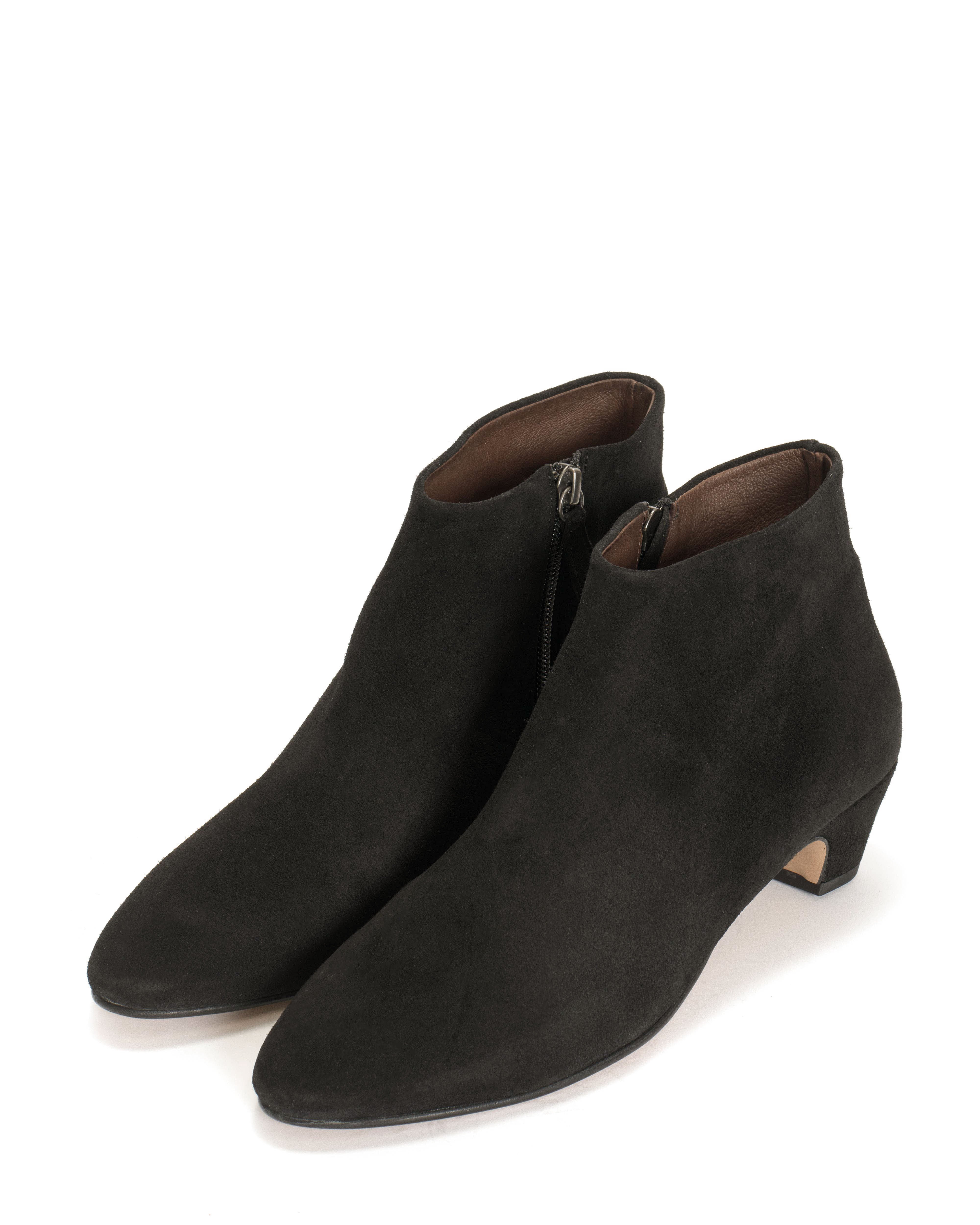Kyra Calf suede Black