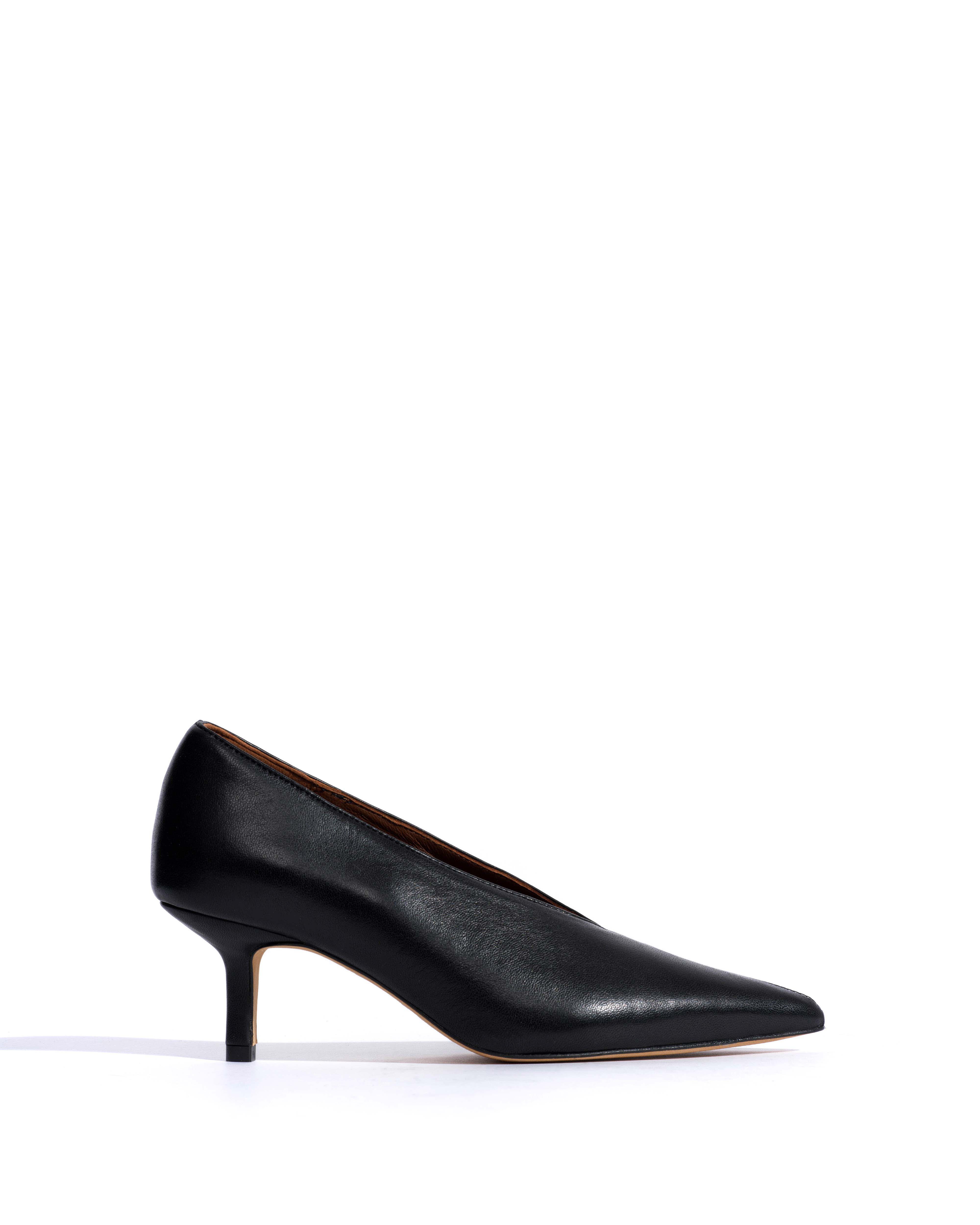Phia 55 pin Shiny lamb Black