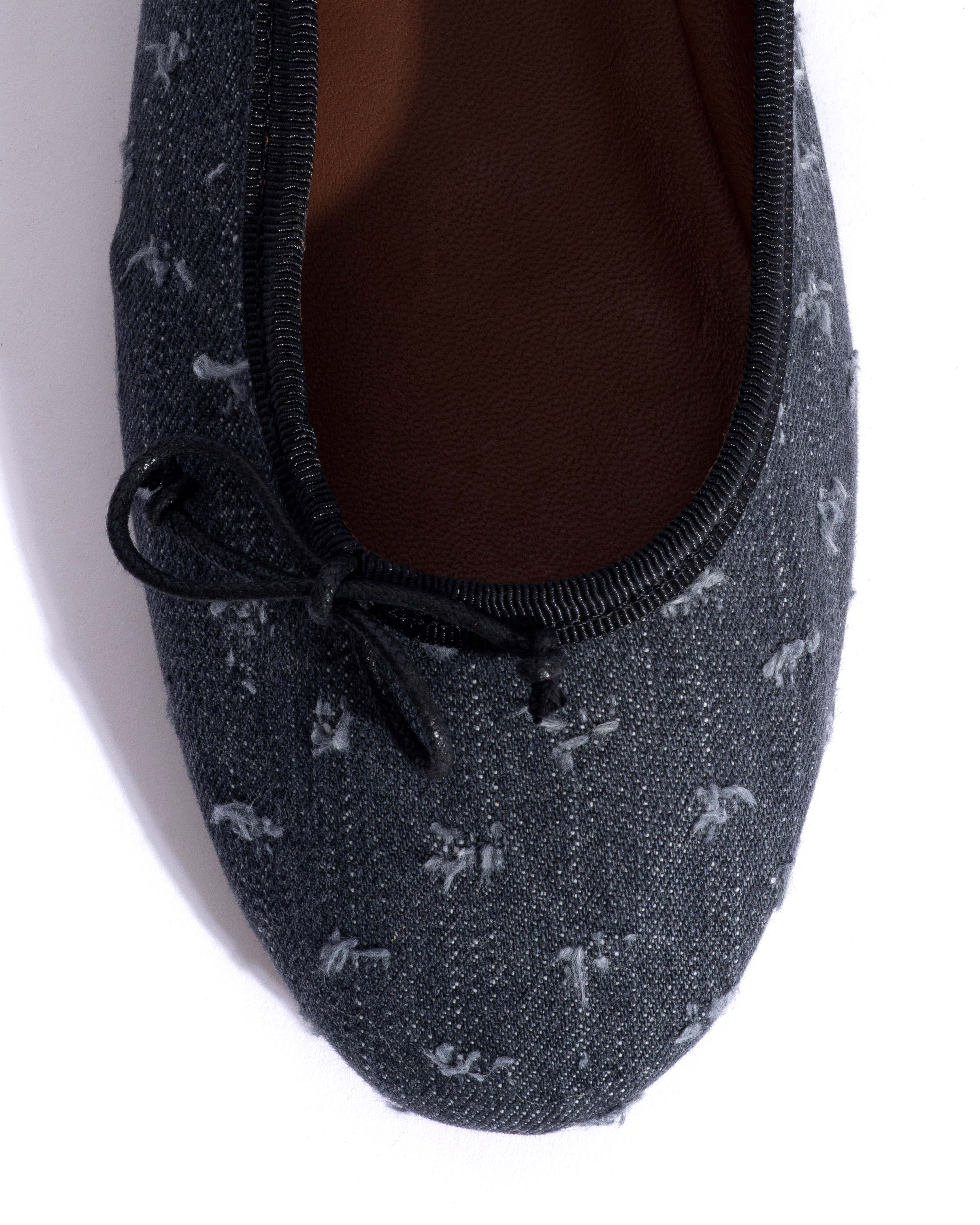 Rhina Denim Distressed washed black
