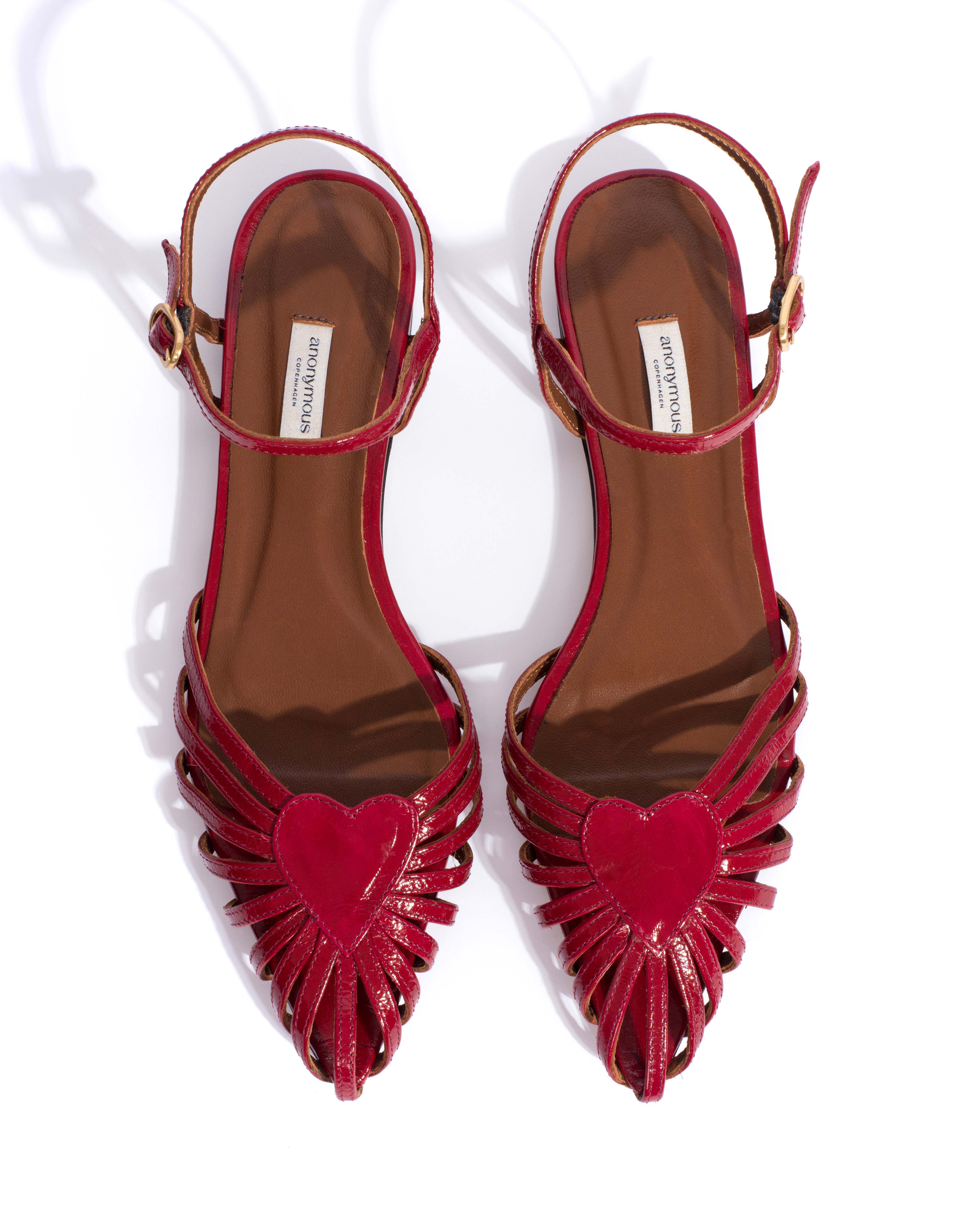 Keesha 10 Crinkled polished goat Ruby red