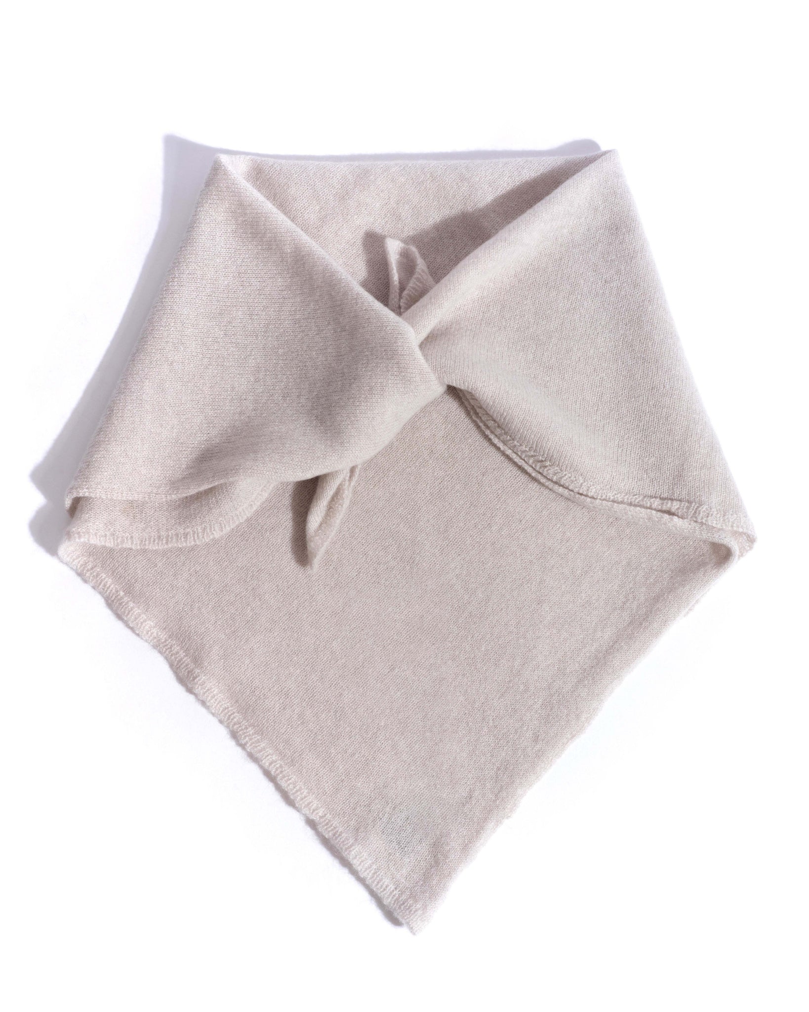 Mira cashmere square scarf 100% cashmere Ivory
