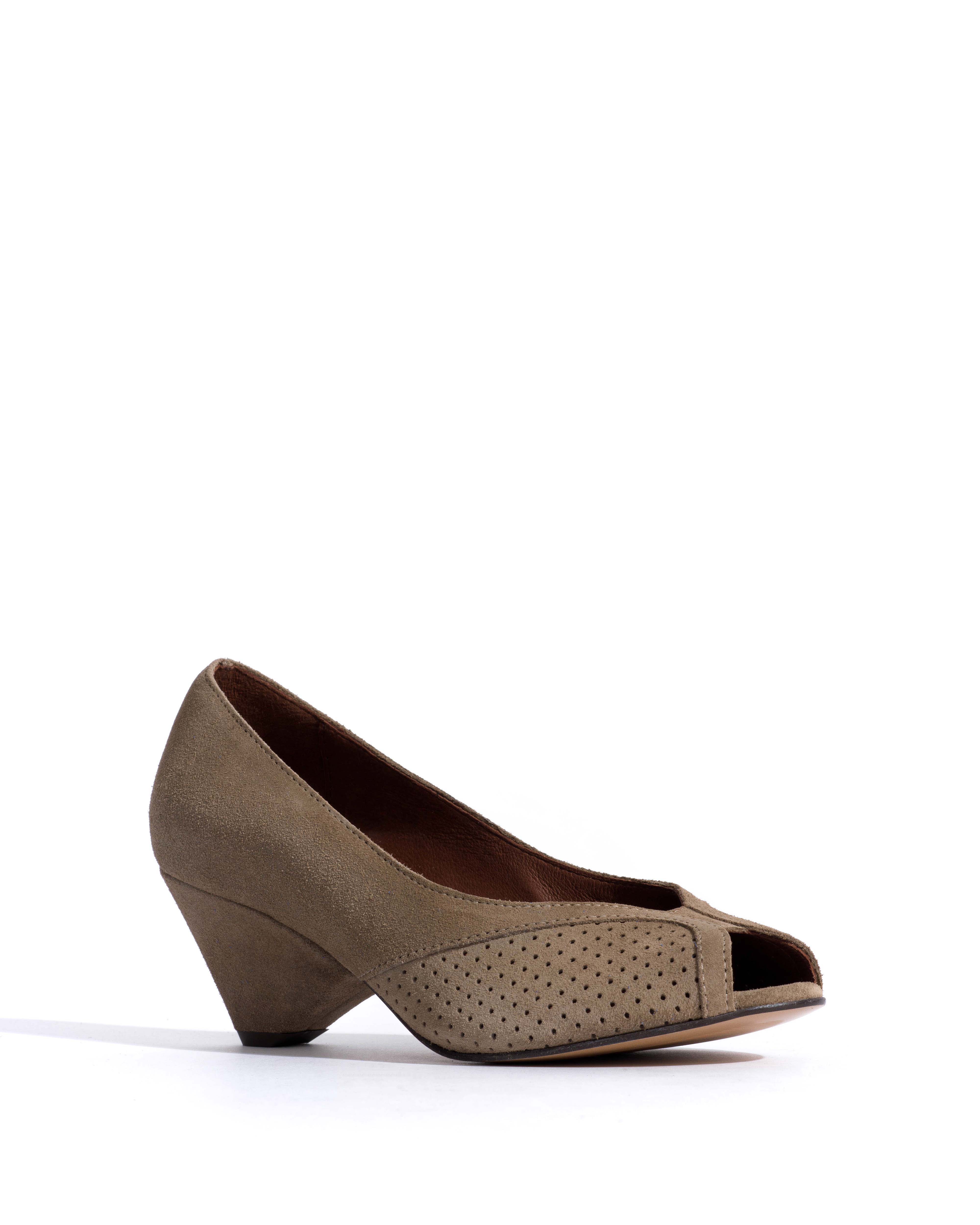 Tiffany triangle Calf suede Mushroom