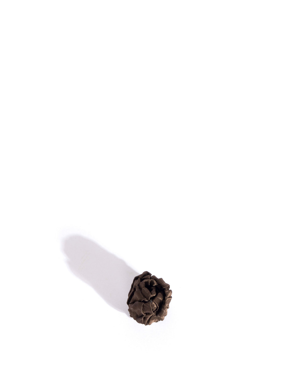 Tulip shoe clip Pleated satin Espresso brown