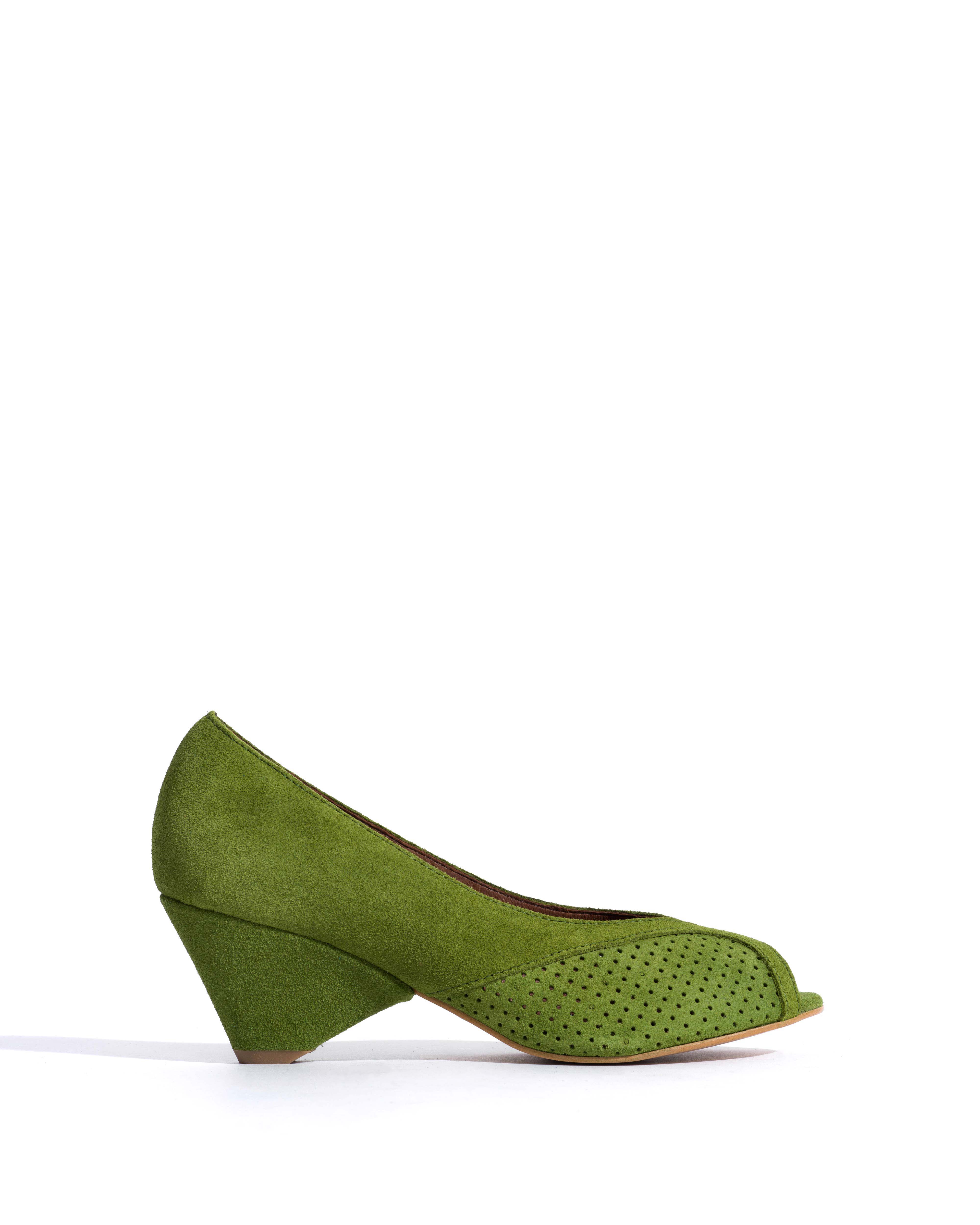 Tiffany Triangle Calf Suede Grass Green