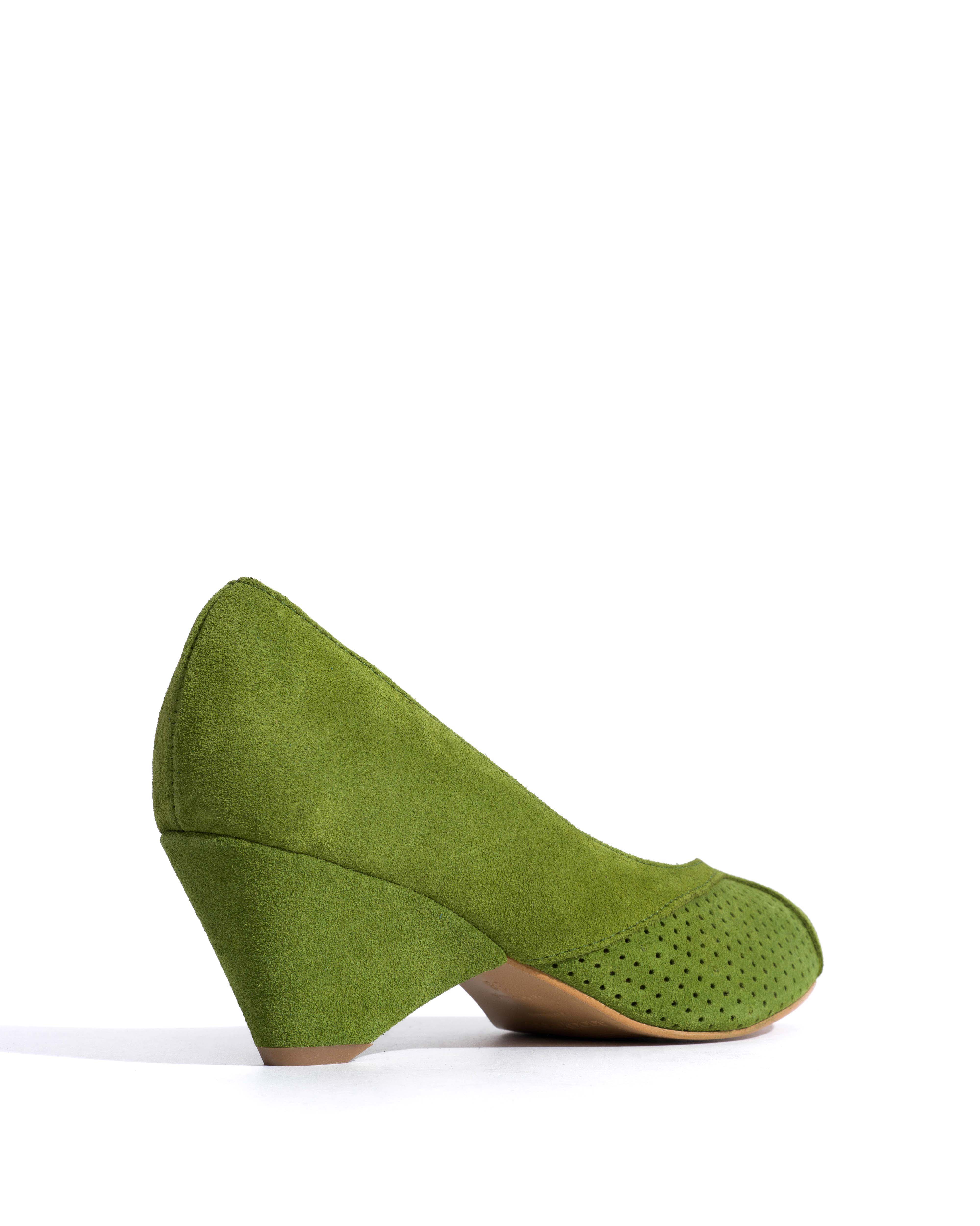 Tiffany Triangle Calf Suede Grass Green