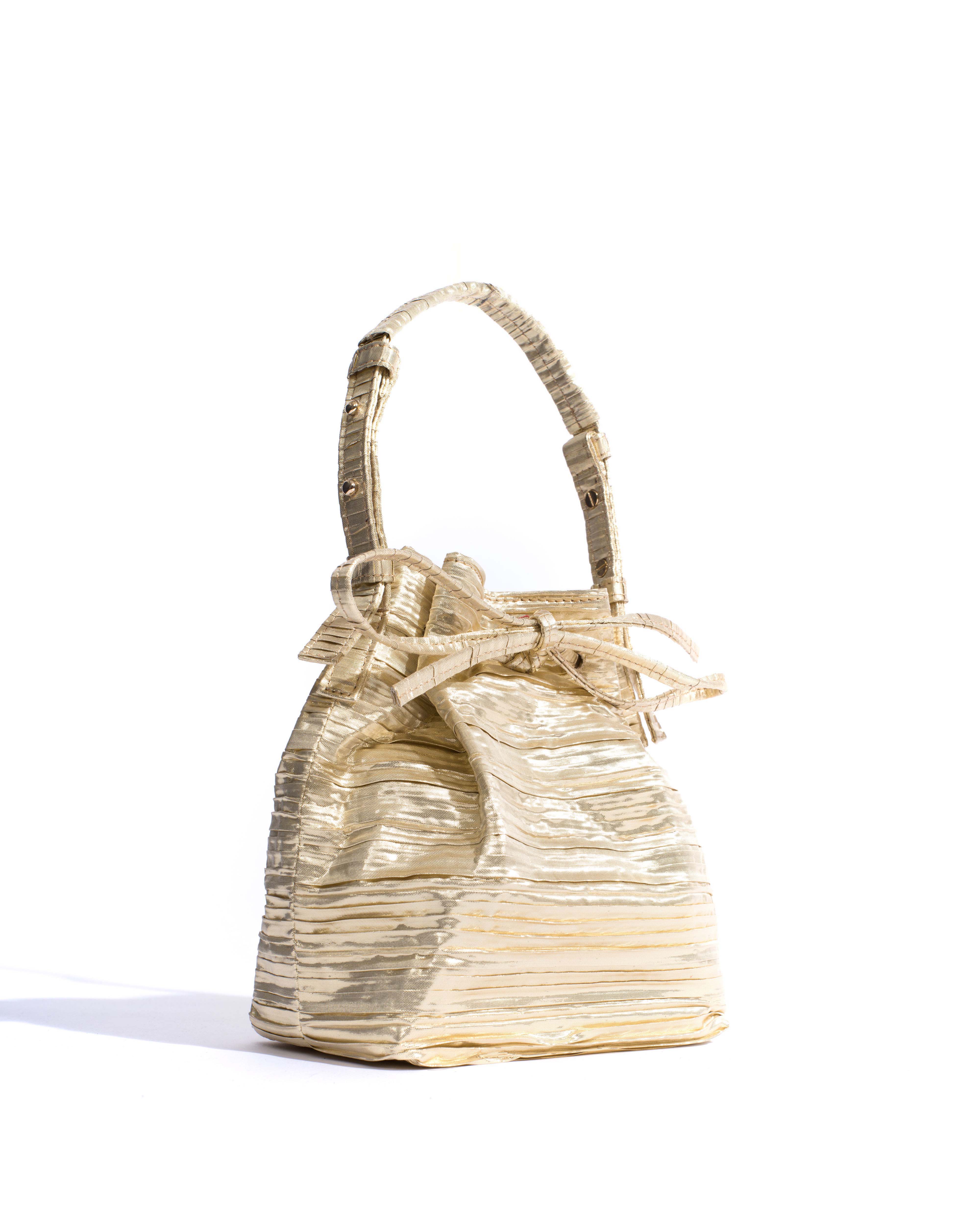 Kacey petite bucket bag Pleated satin Gold