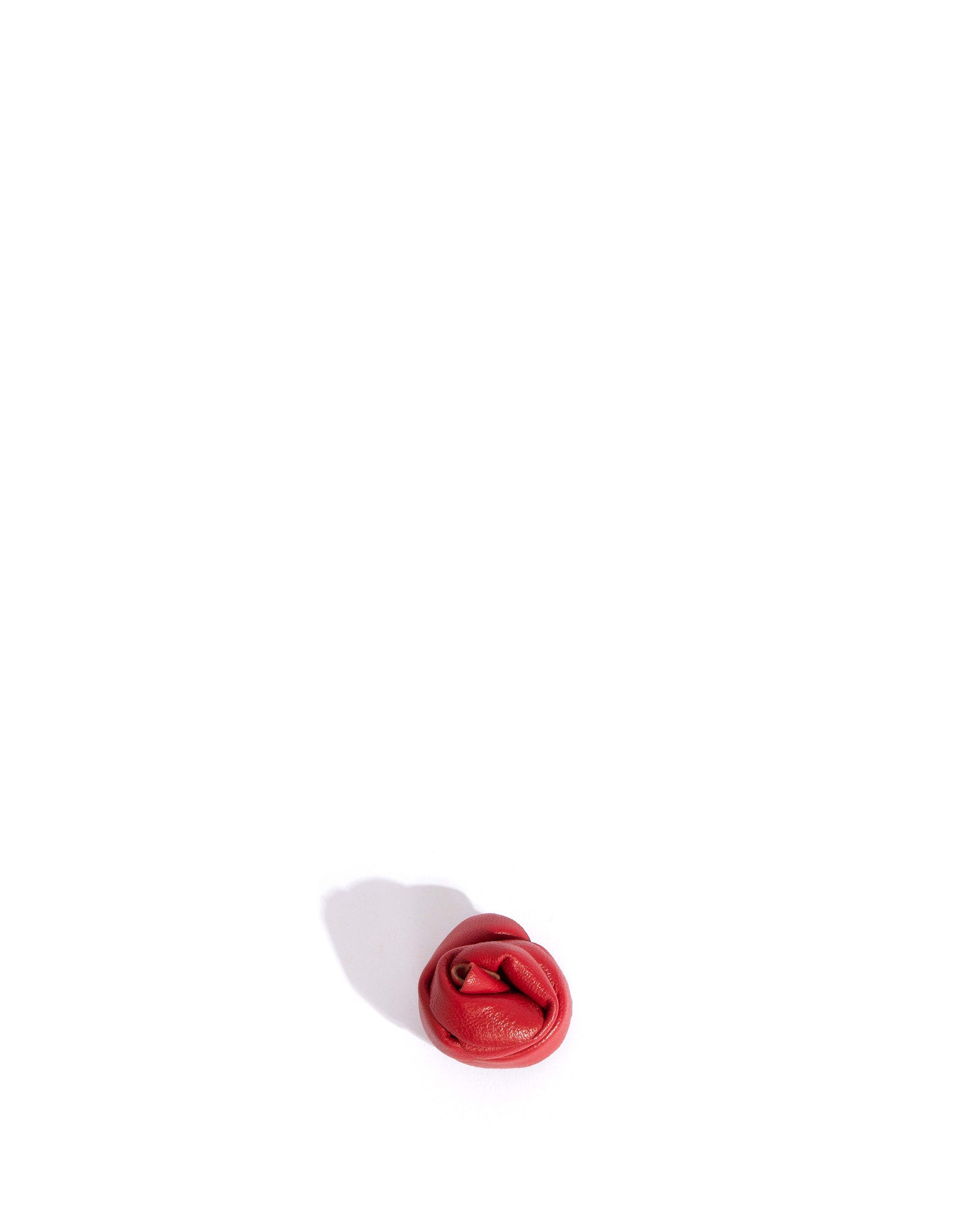 Rose shoe clip Shiny lamb Ruby red - Anonymous Copenhagen Hair