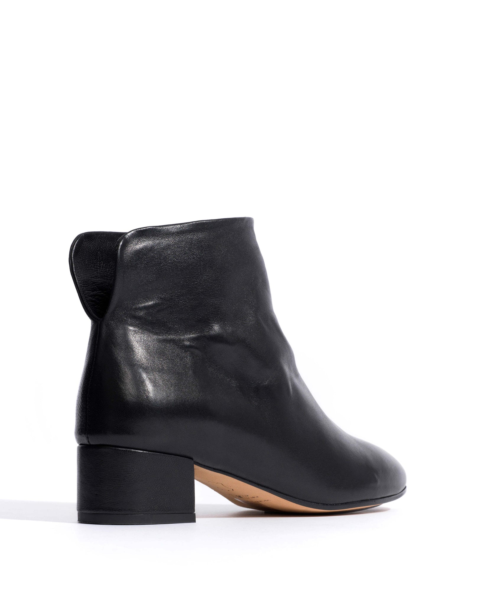 Racy 40 Silky lamb Black