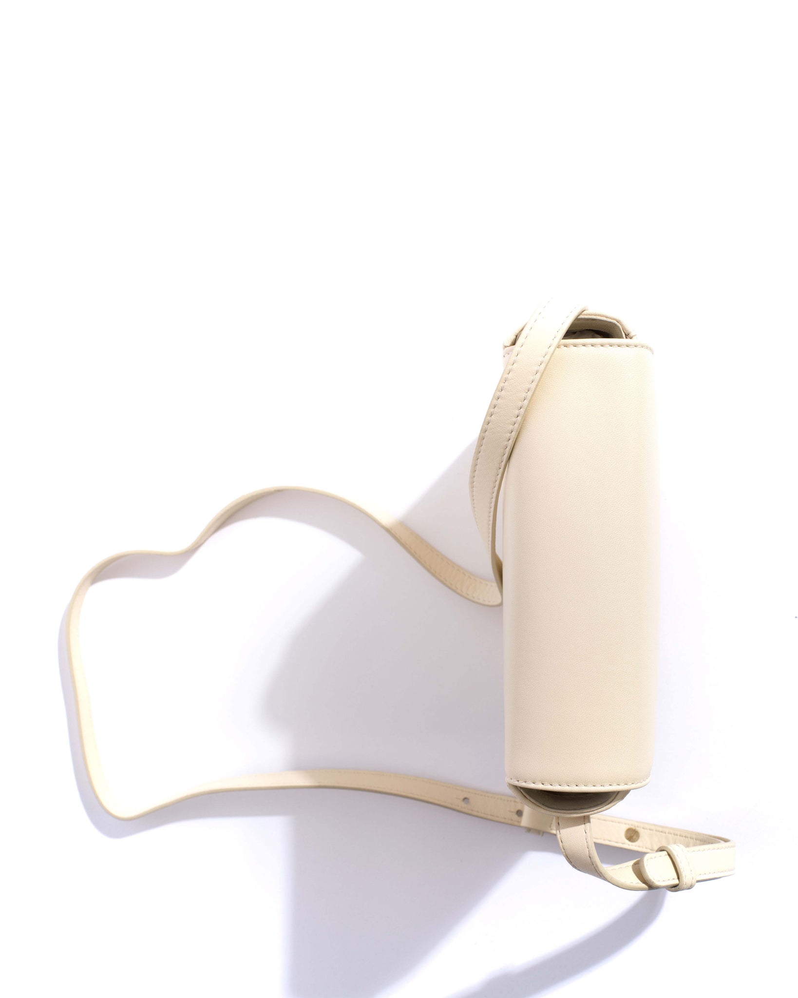Sicha interlace crossover bag Shiny lamb White sand - Anonymous Copenhagen Bags