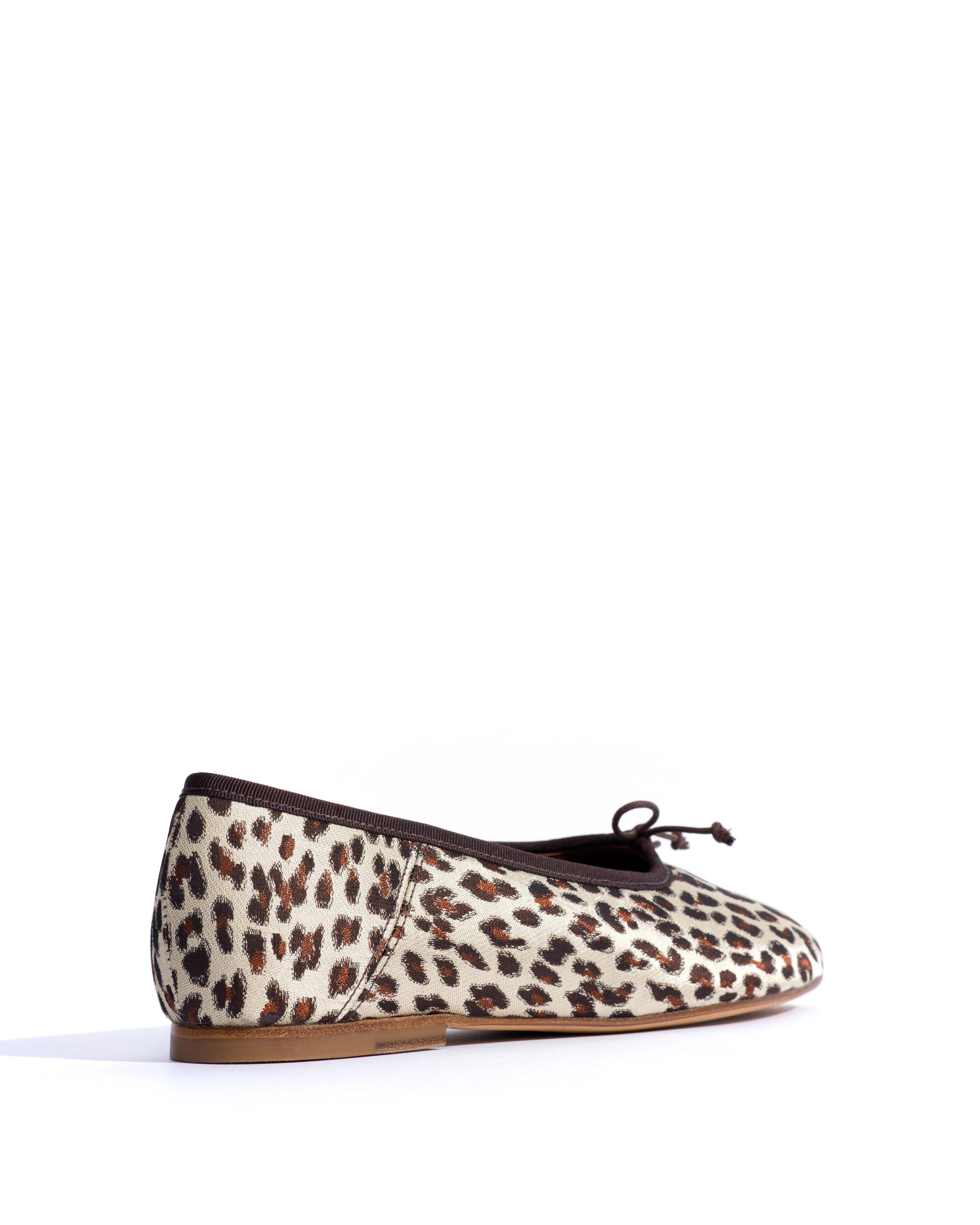 Sacha Vintage satin print Leopard