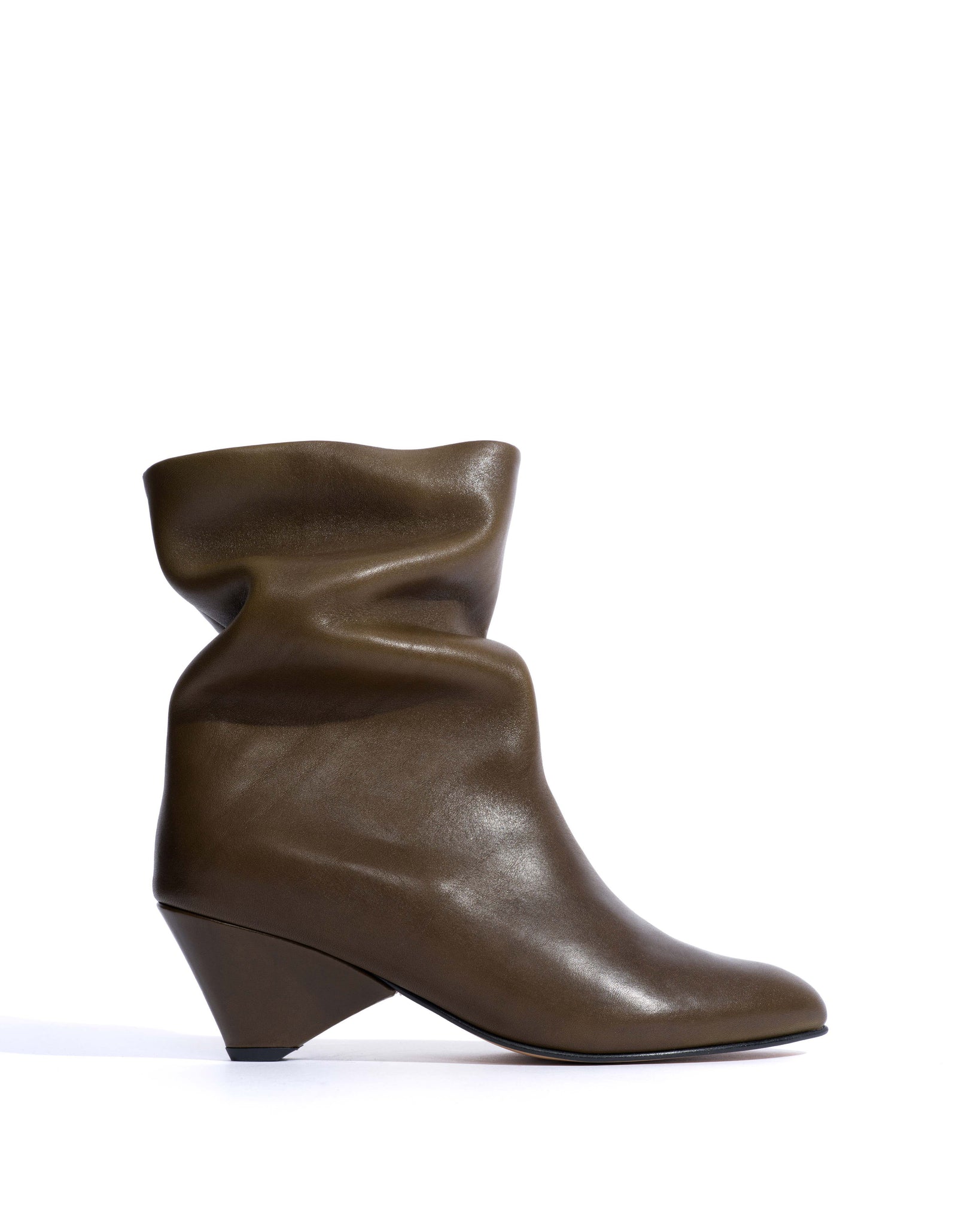 Vully 50 triangle Vegetal soft calf Forrest green