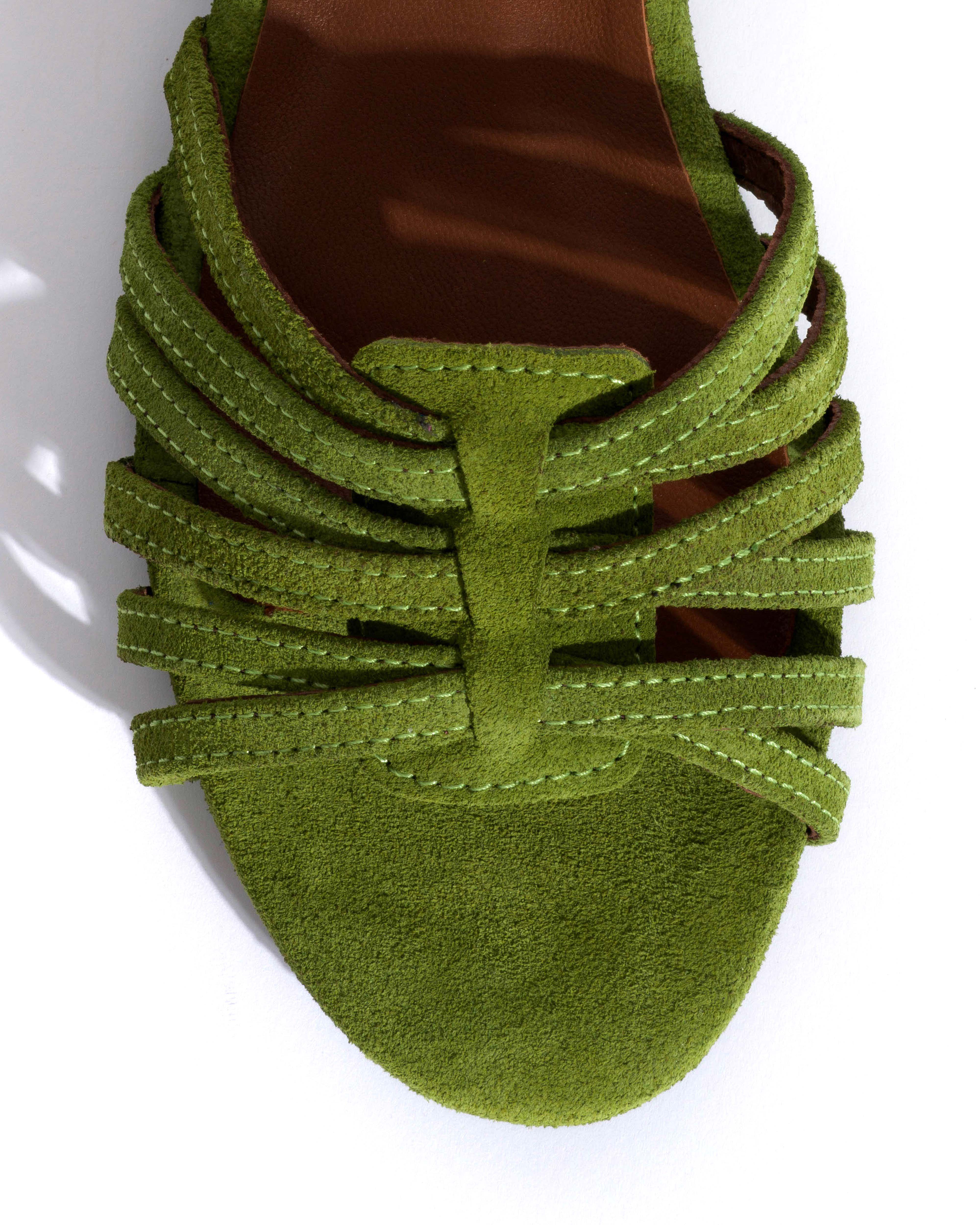 Mareike 10 Calf suede Grass green