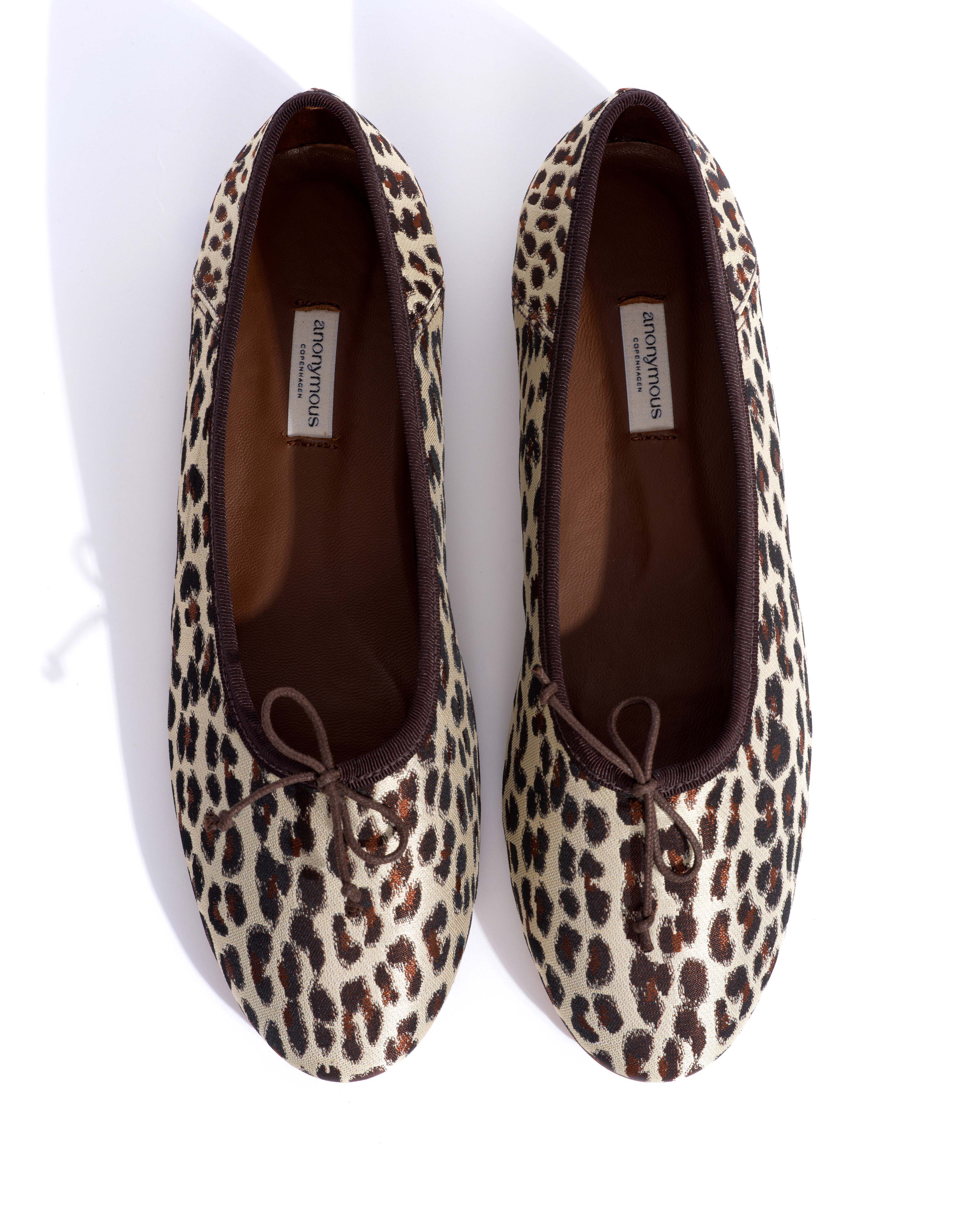 Sacha Vintage satin print Leopard