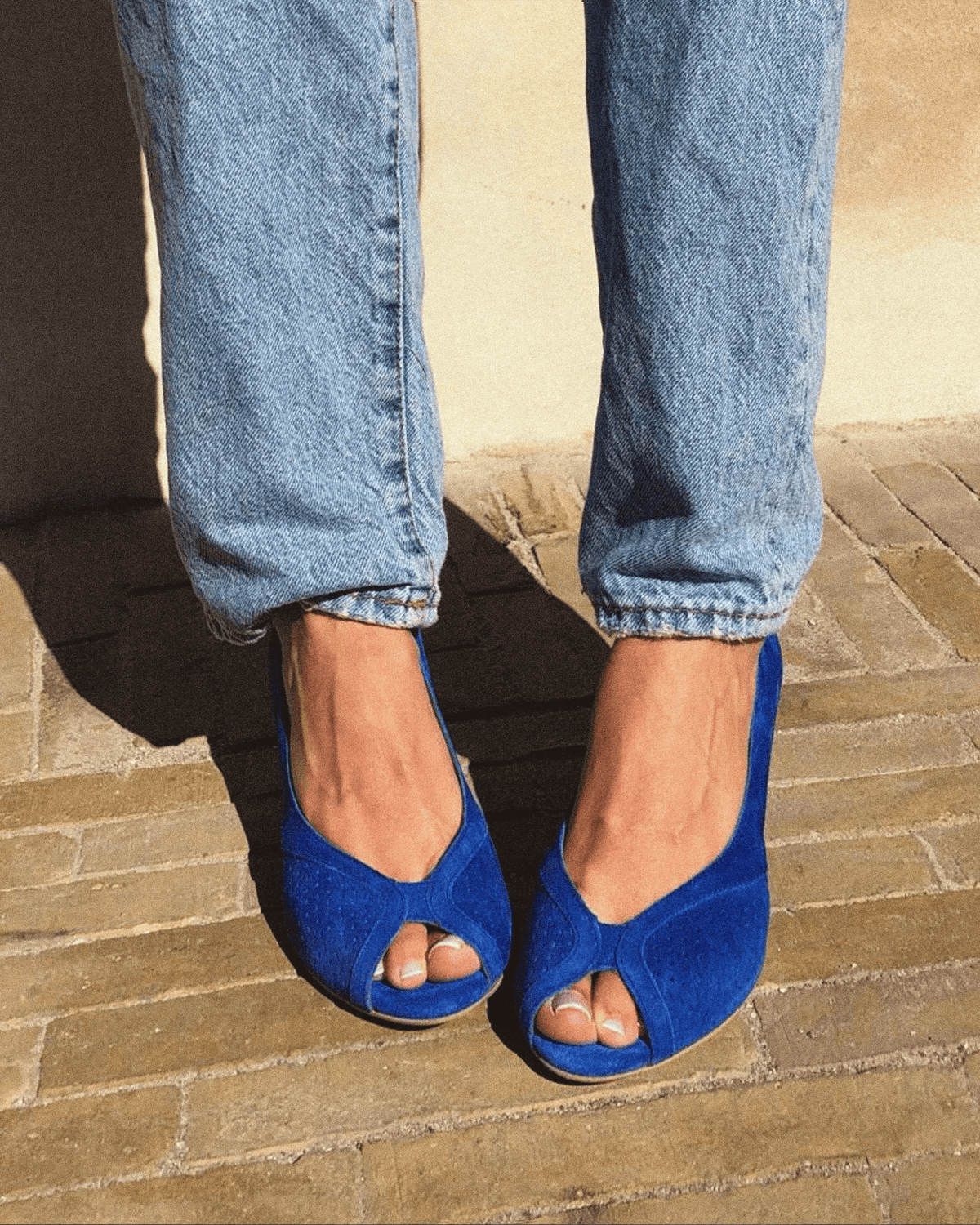 Tiffany triangle Calf suede Electric blue