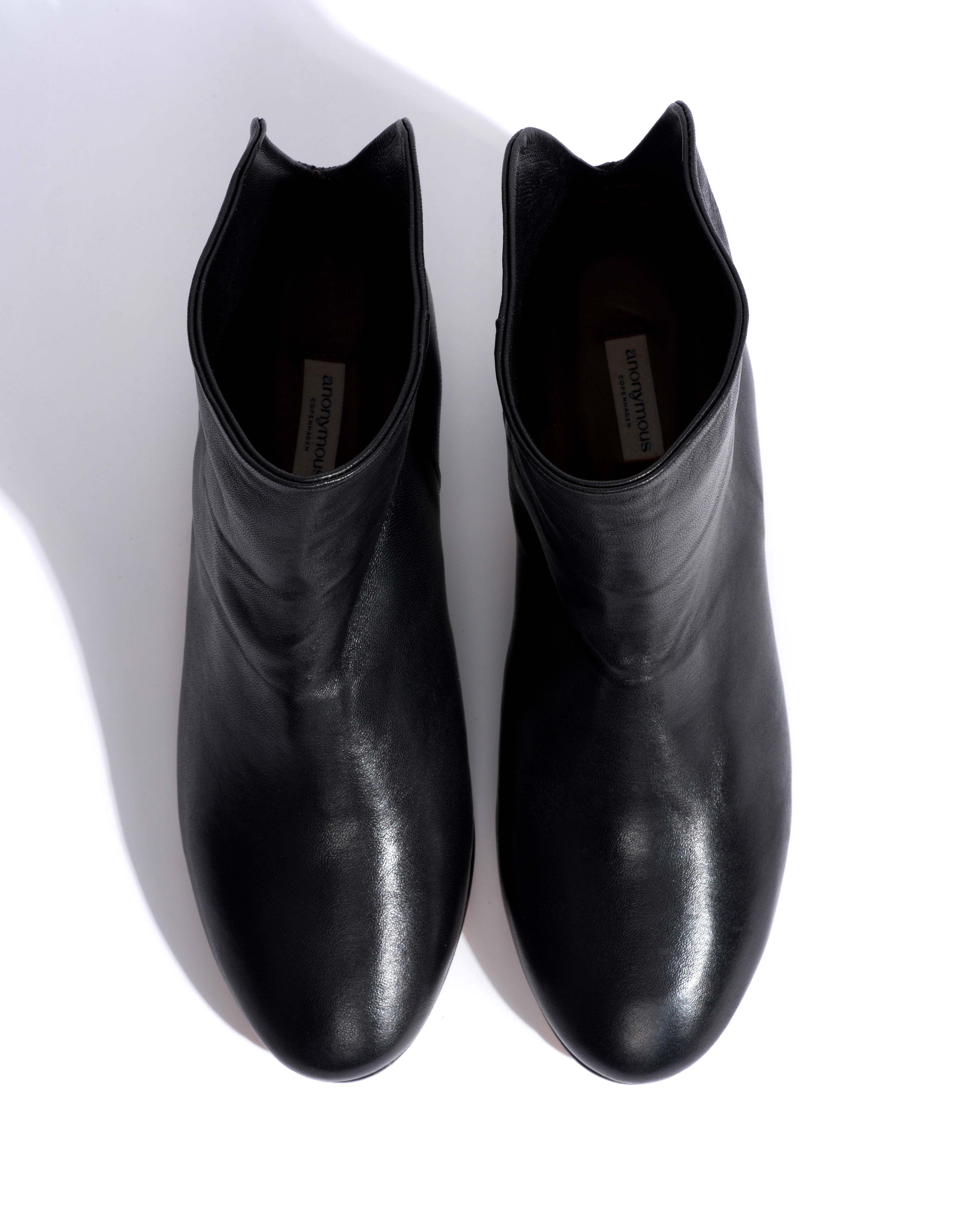 Racy 40 Silky lamb Black