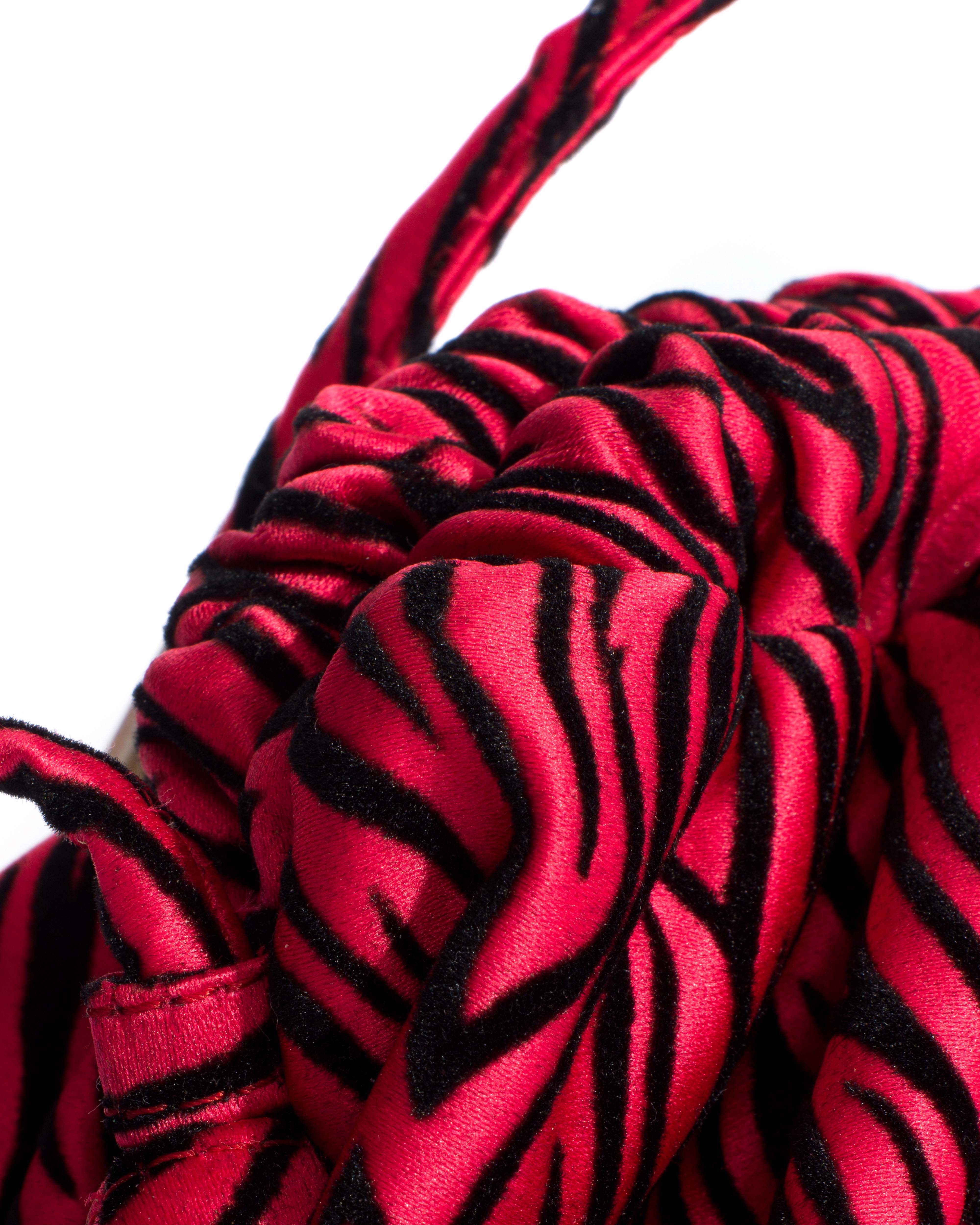 Hally petite cloud bag Satin velvet zebra Rouge red