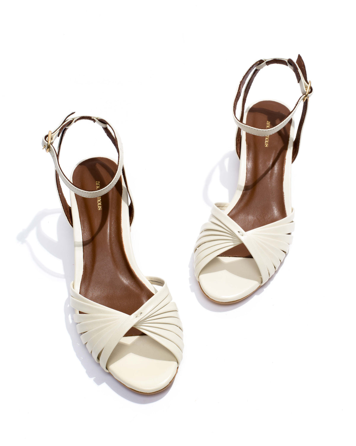 Margriet Shiny lamb White sand