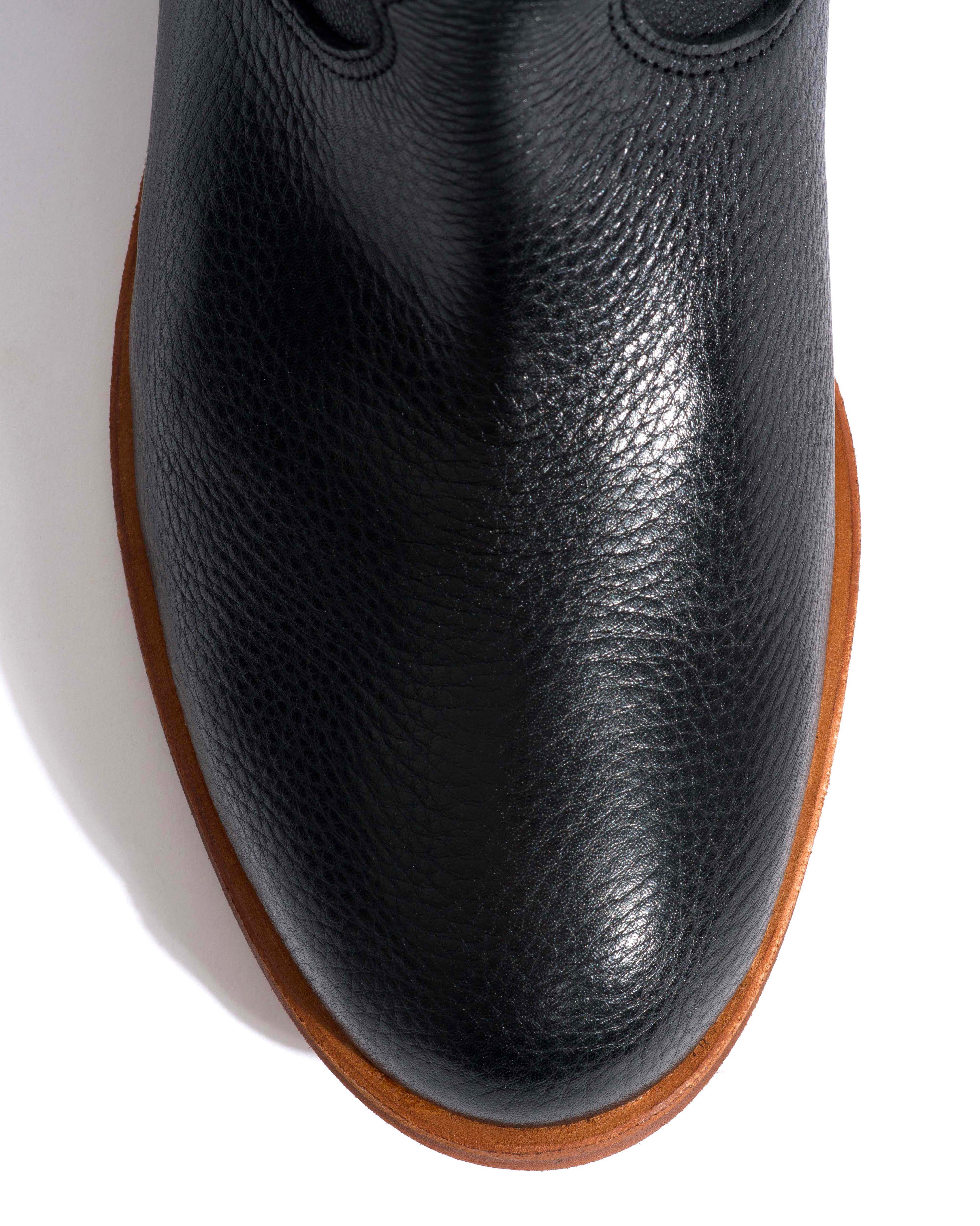 Claudia Natural grain soft calf Black