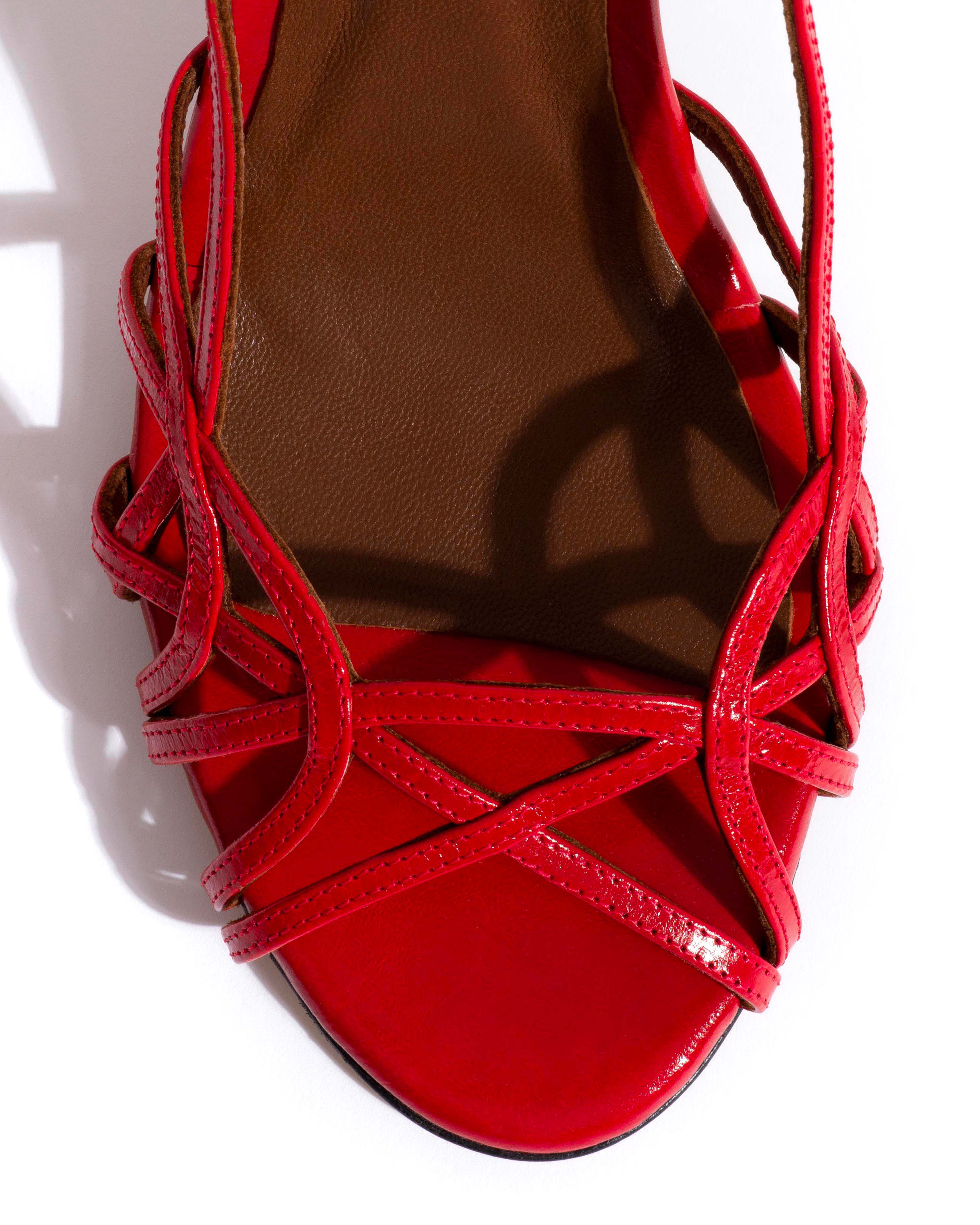 Scarlett 100 Crinkled polished goat Scarlet