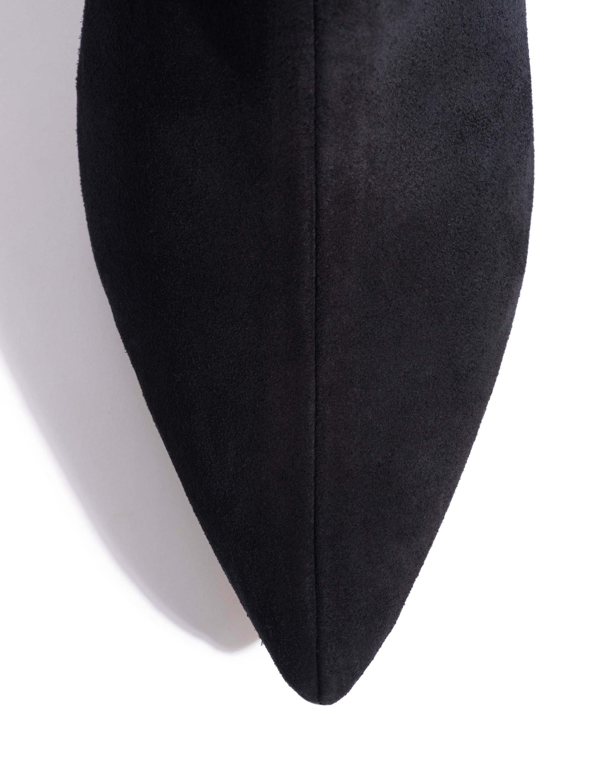 Vully 40 Calf suede Black